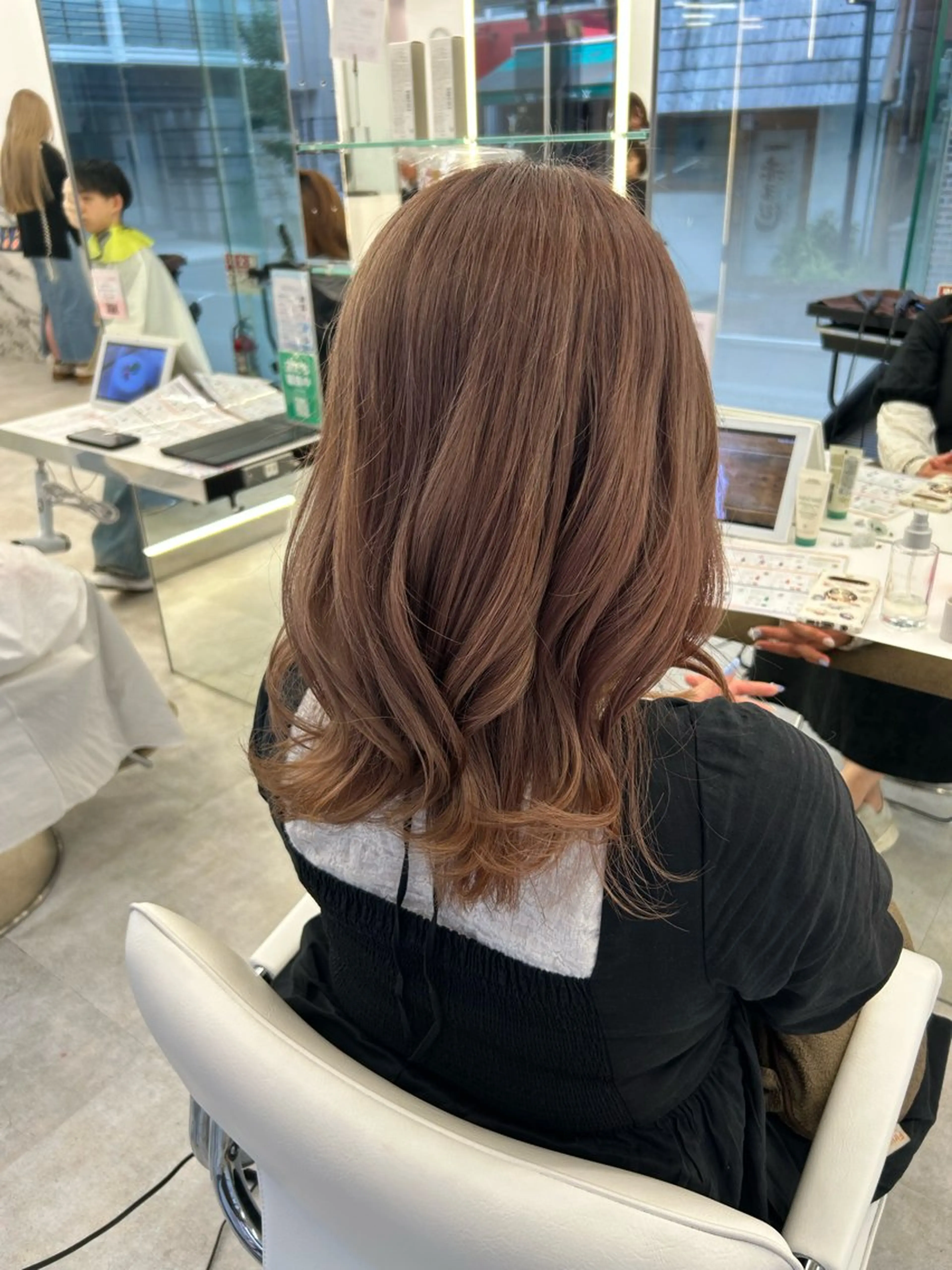 セミロング カラー ヘアカラー はるか/ブリーチカラ ー/ヘアアレンジ🤍のヘアスタイル