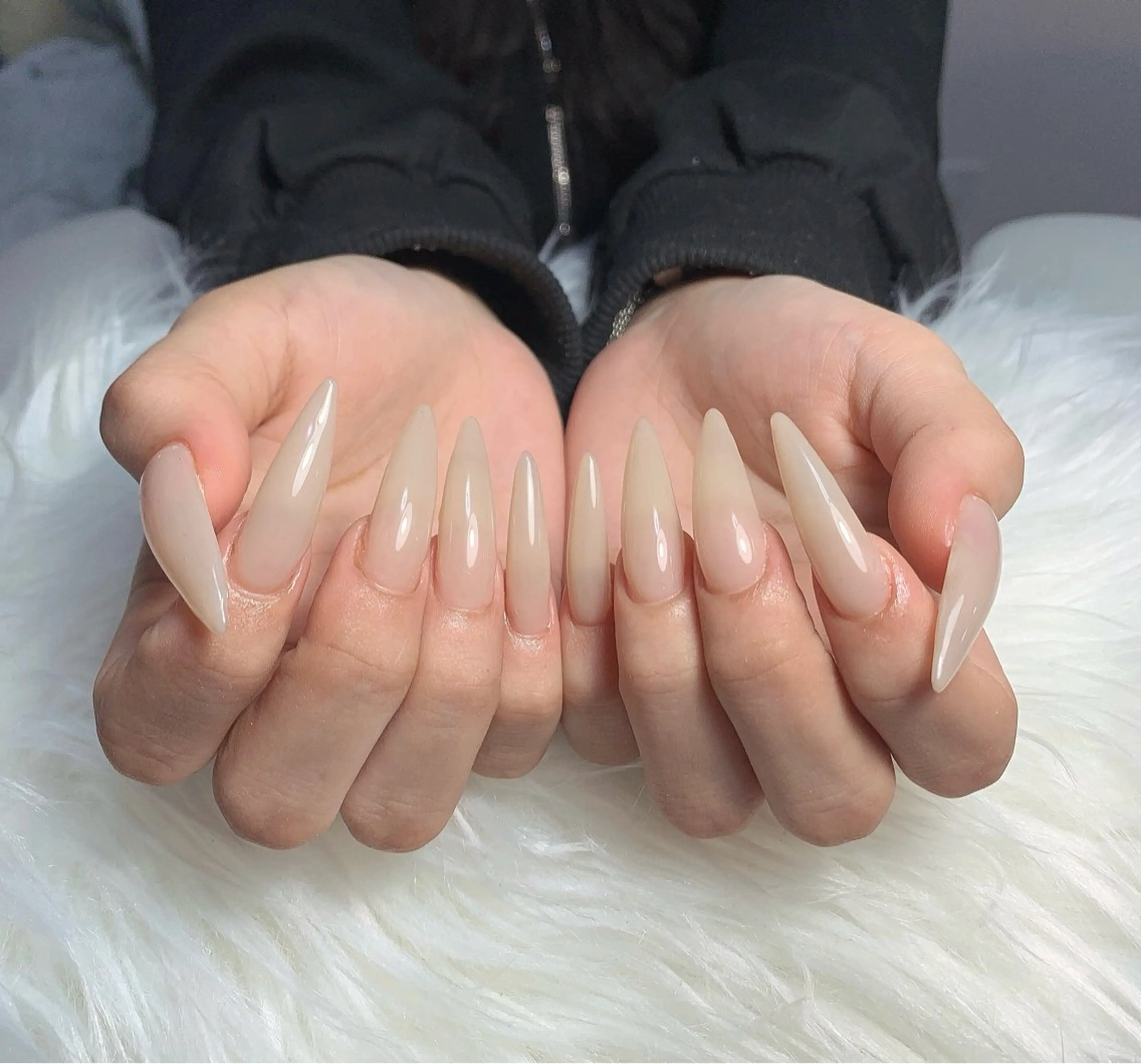 ネイル ハンドネイル T. Leeのネイルデザイン