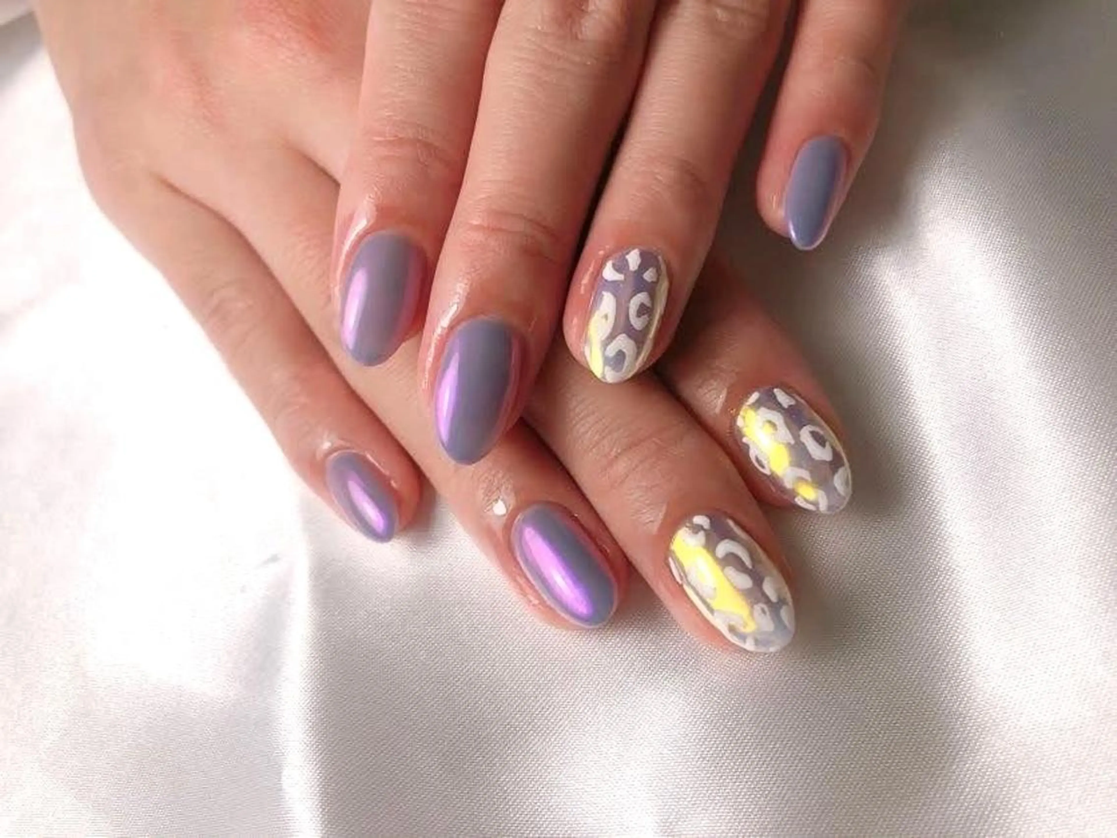 ネイル アニマル柄 ジェルネイル マグネットネイル 冬ネイル ハンドネイル GREEM グリームのネイルデザイン