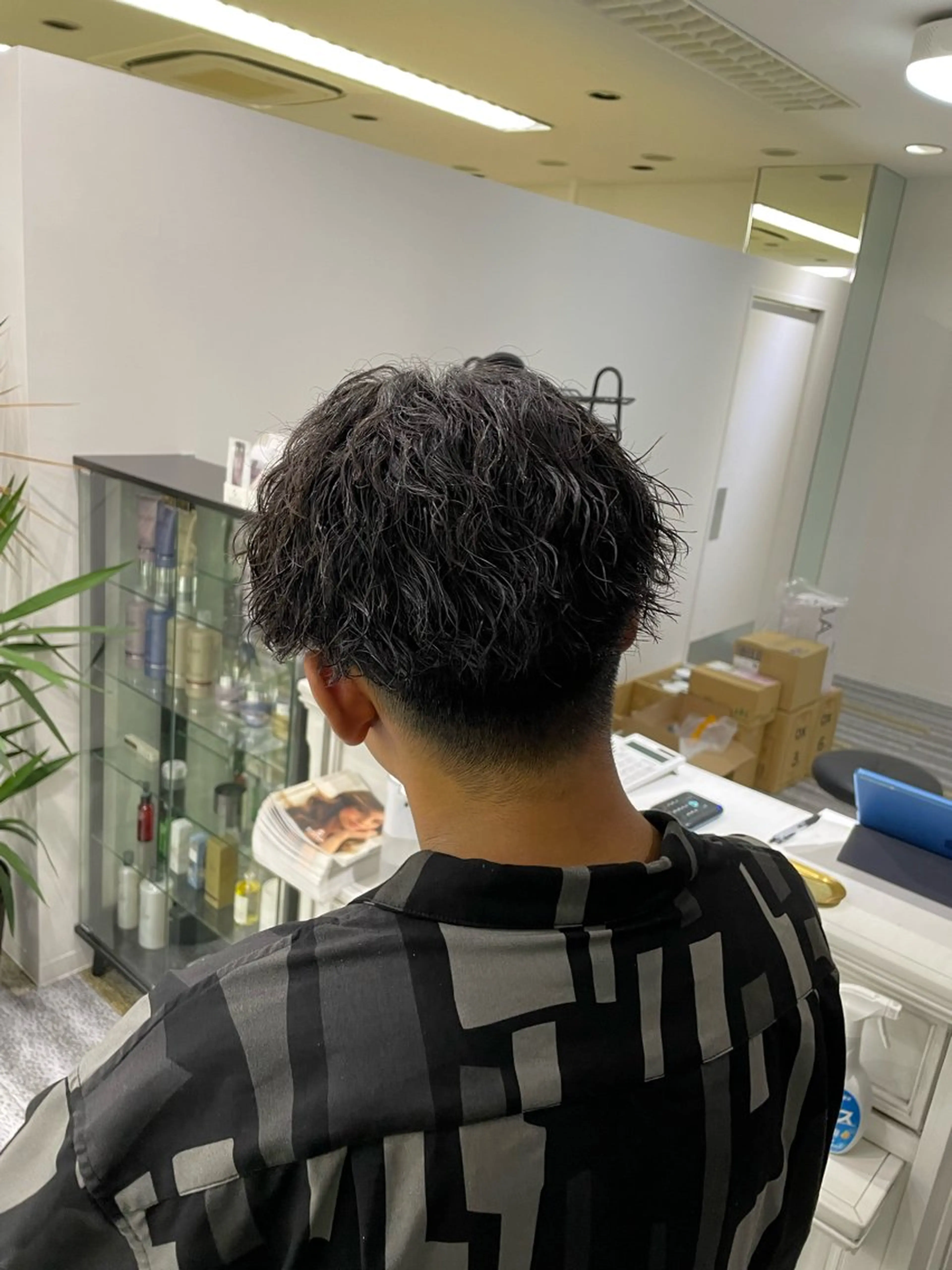 ショート パーマ メンズ メンズパーマ ツイストスパイラルパーマ スパイラルパーマ カット パーマ 【メンズ特化】岩瀬 武【メンズパーマ】のヘアスタイル