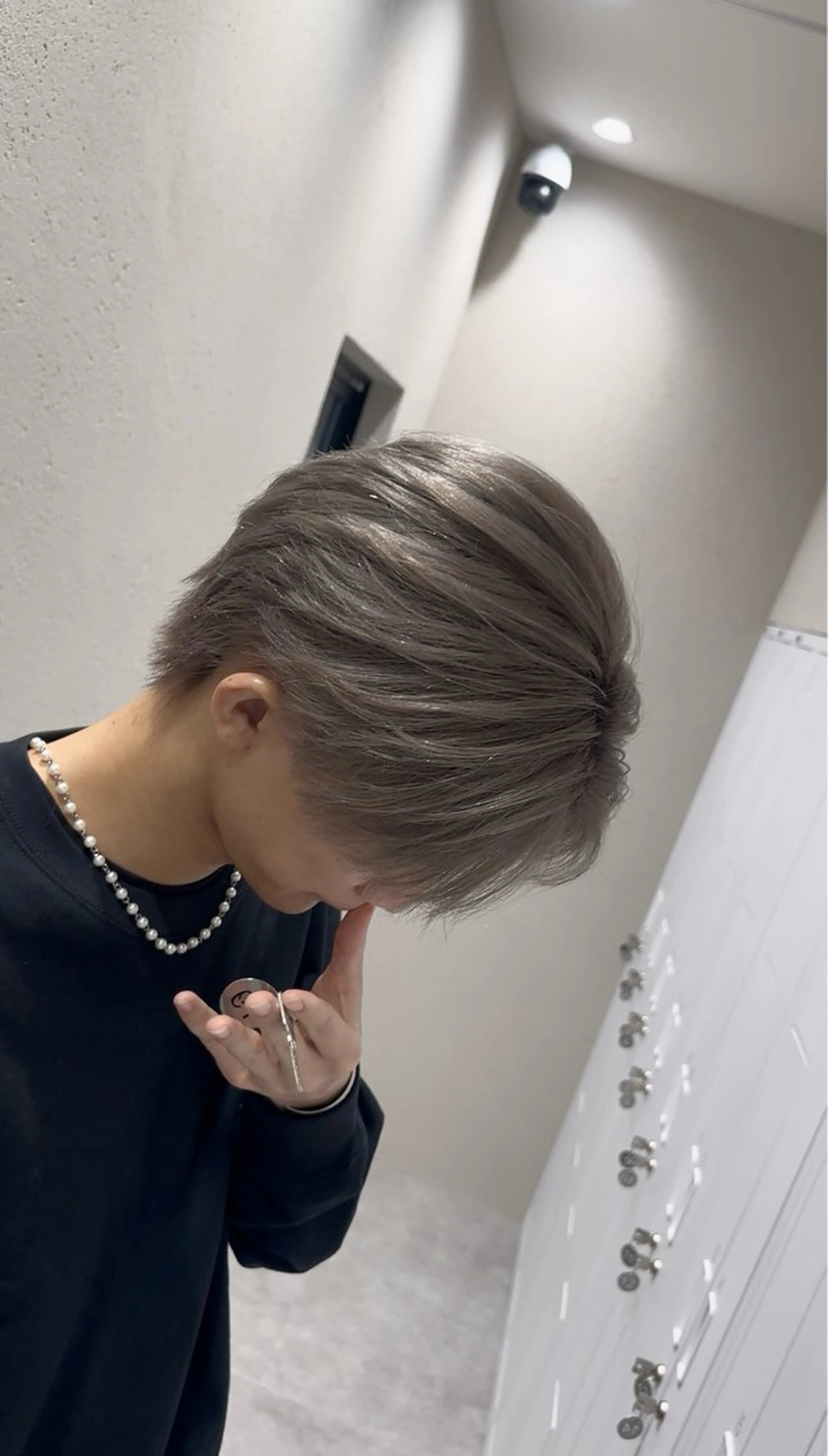 ショート カラー メンズ ベージュカラー ミルクティーベージュ シルバー カット ヘアカラー 〜メンズ特化美容師〜 ユウスケのヘアスタイル