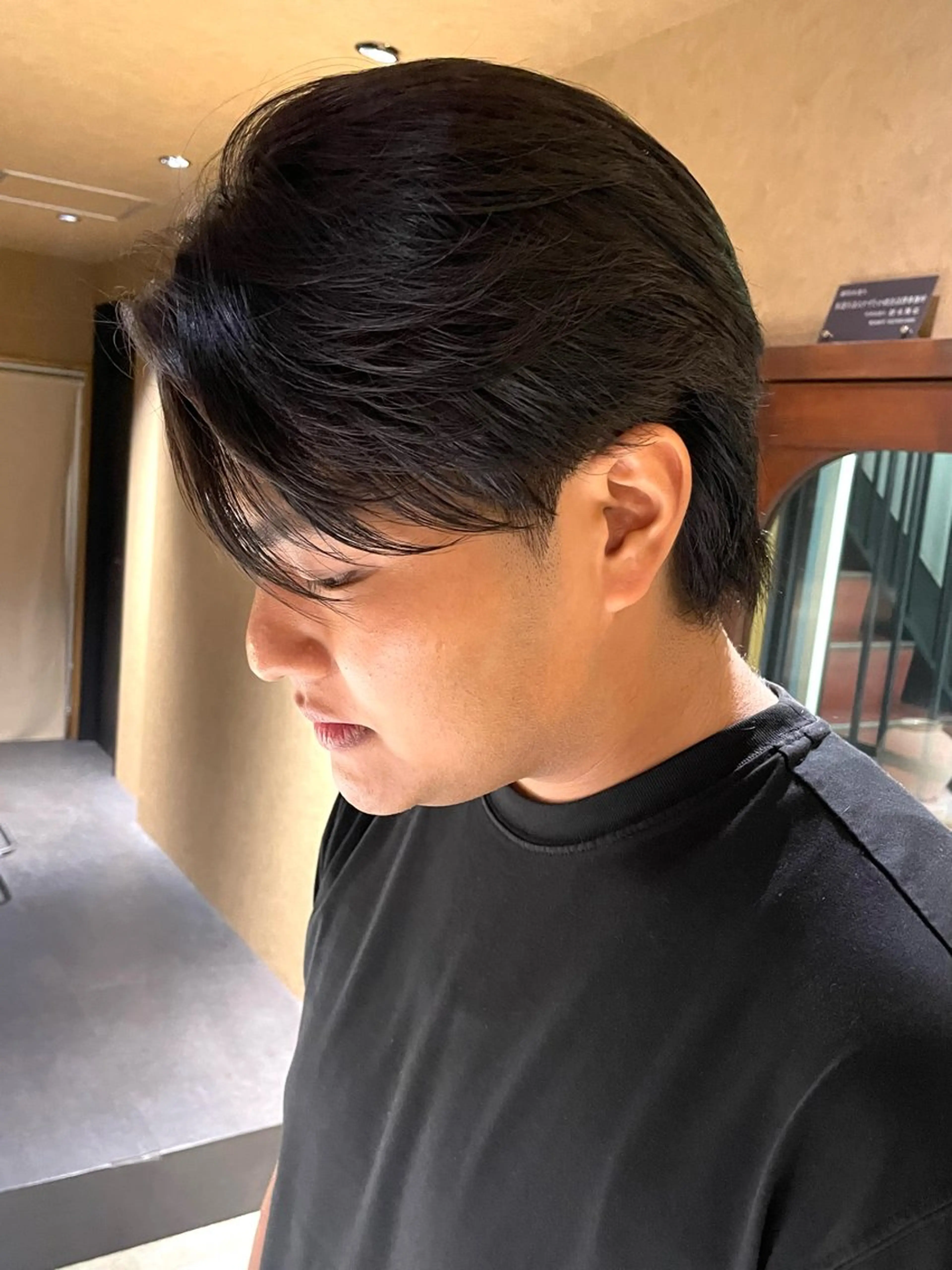 メンズ センターパート メンズ韓国風 カット 縮毛矯正 itsuki ／ 曲がる縮毛矯正のヘアスタイル