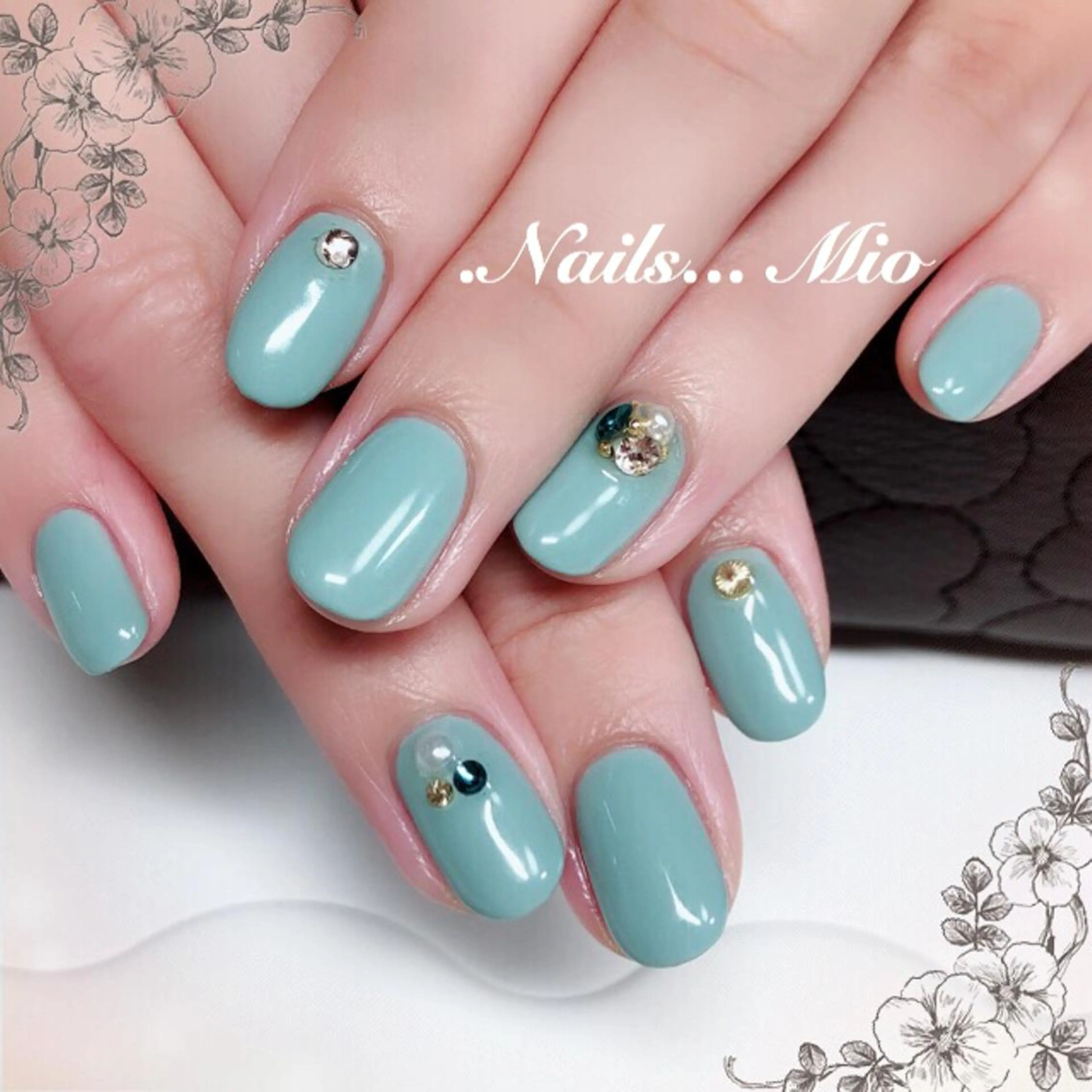 ネイル アートネイル .Nails Mio 赤羽西ネイルサロンのネイルデザイン