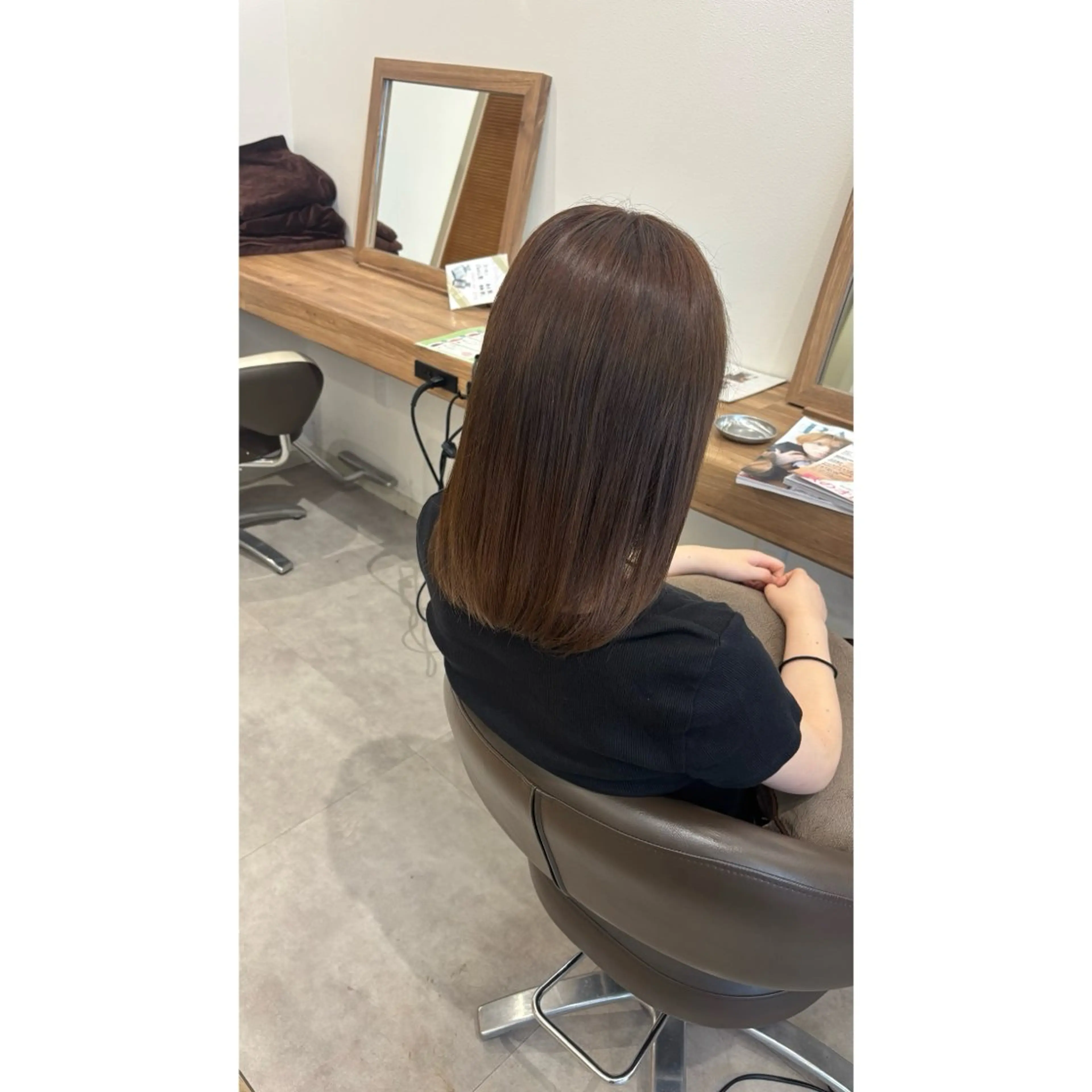 セミロング カラー ベージュカラー ブラウンカラー ブラウンベージュ ヘアカラー 阿部 美咲のヘアスタイル