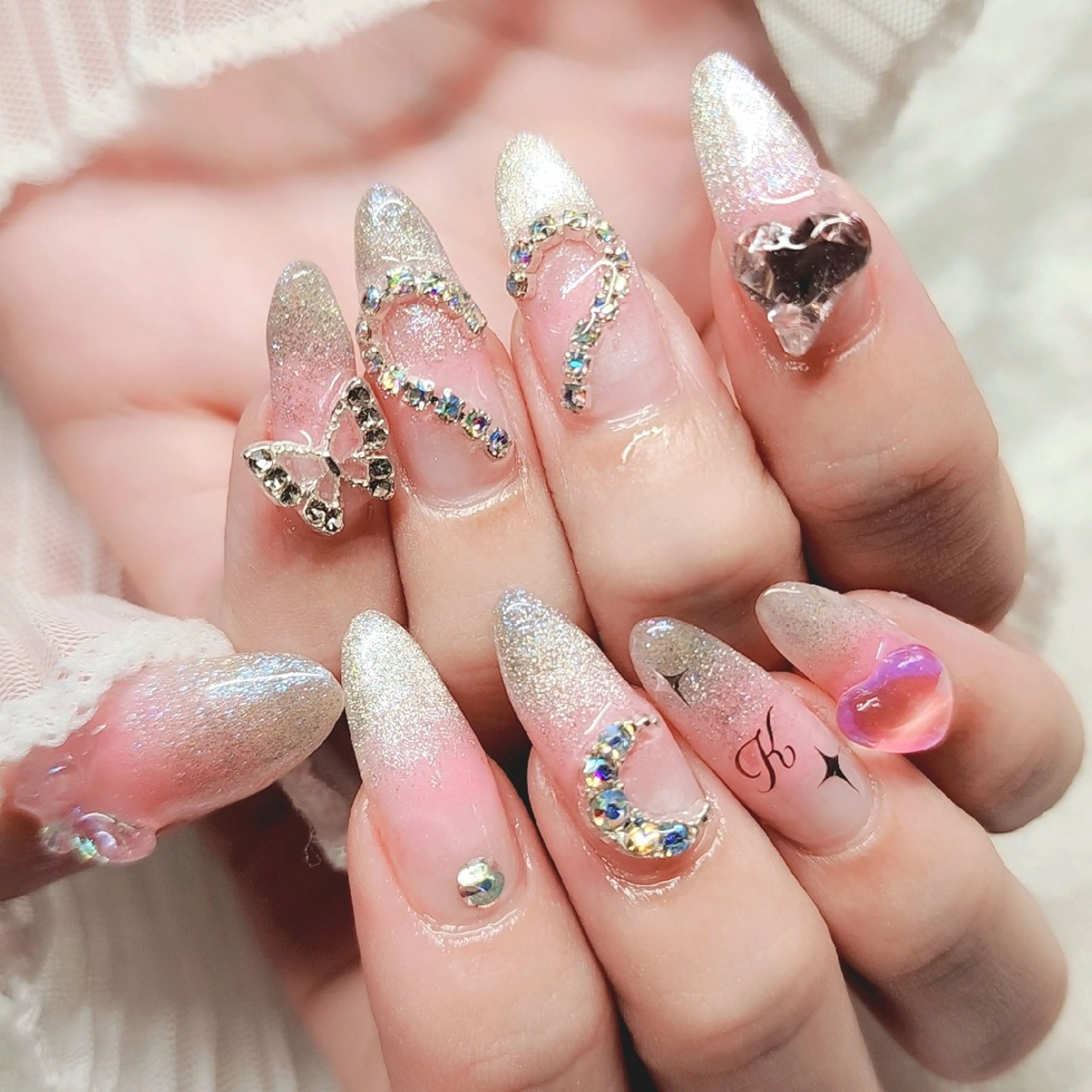 ネイル ガーリー ハンドネイル Runanail 鶴ヶ峰所属・Runanail.☽ 鶴ヶ峰　naruのネイルデザイン