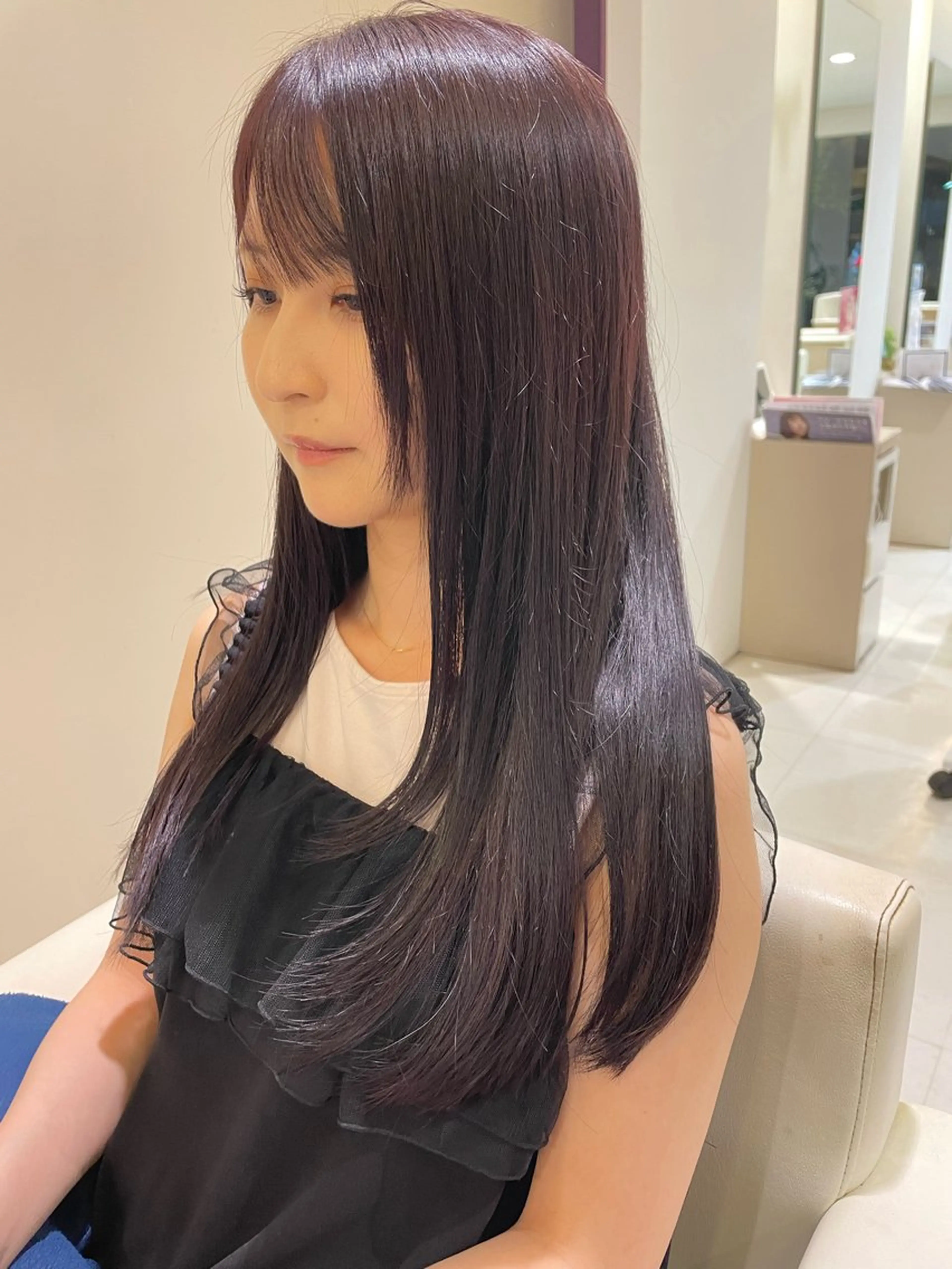 ロング レイヤーカット WISTARIAFIELD Villa所属・WISTARIA FIELD坂本結希奈のヘアスタイル