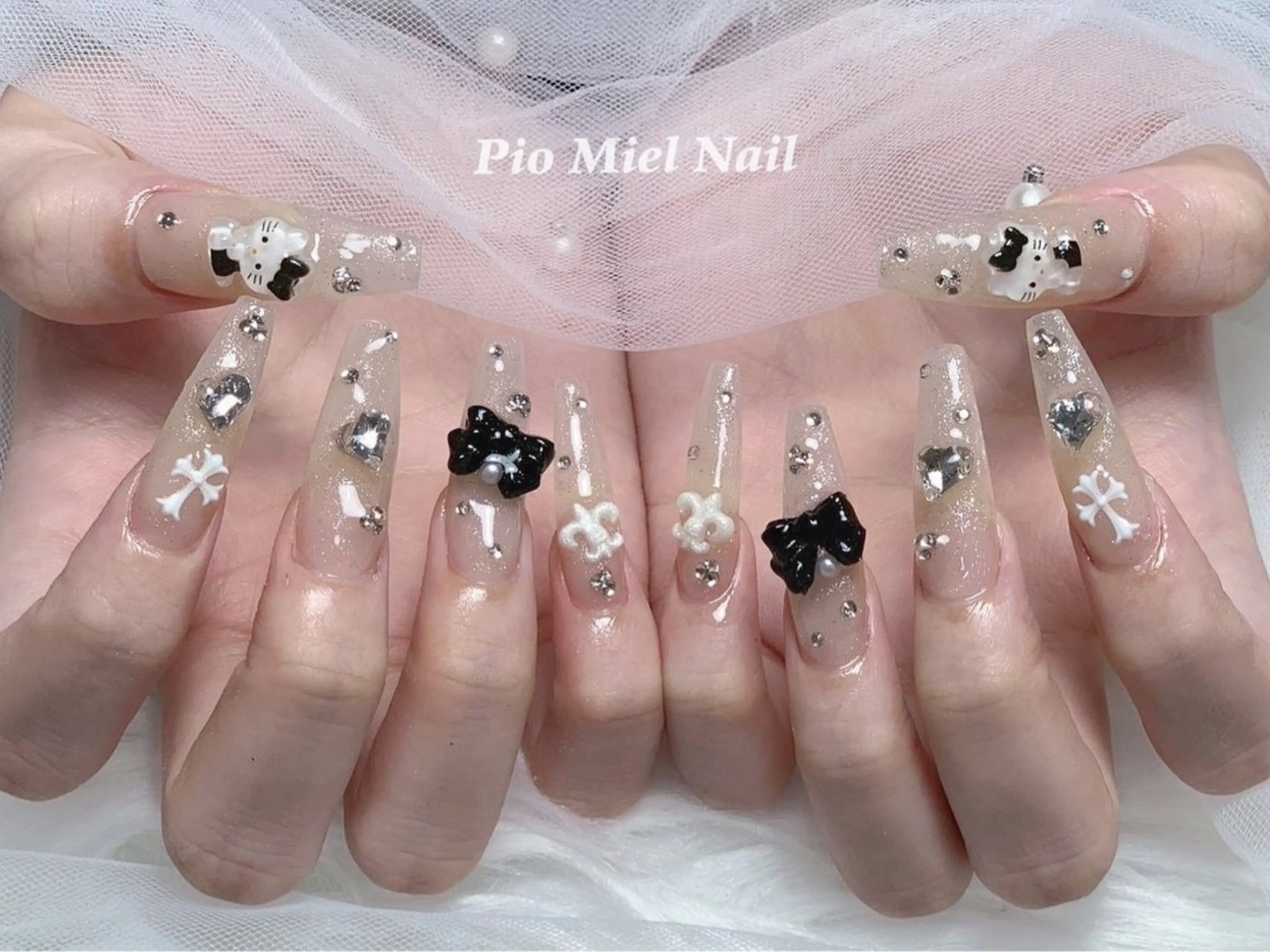 ネイル ハンドネイル HANA 長さだしのネイルデザイン