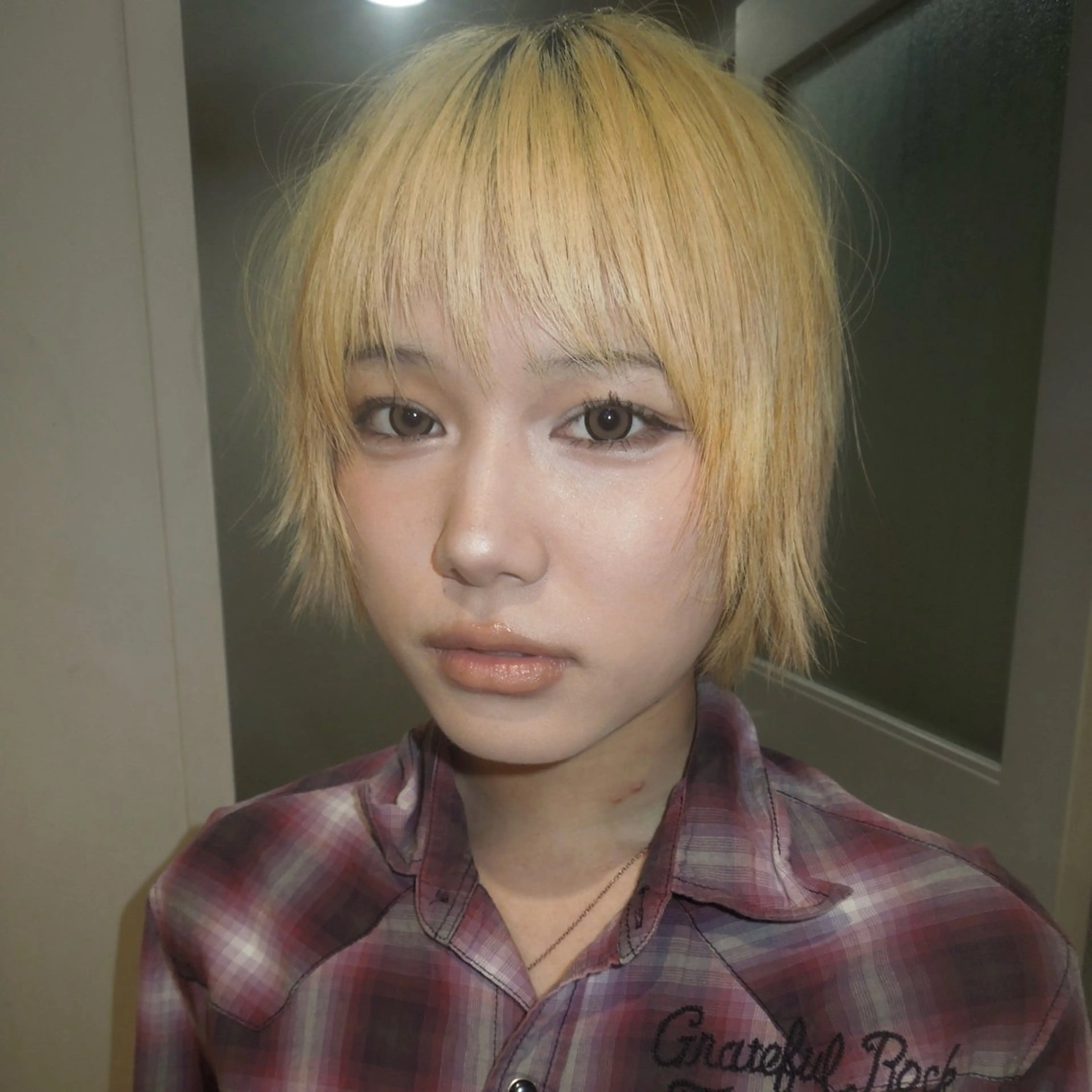 ミディアム カラー タマキ/似合わせ カット/Wカラーのヘアスタイル