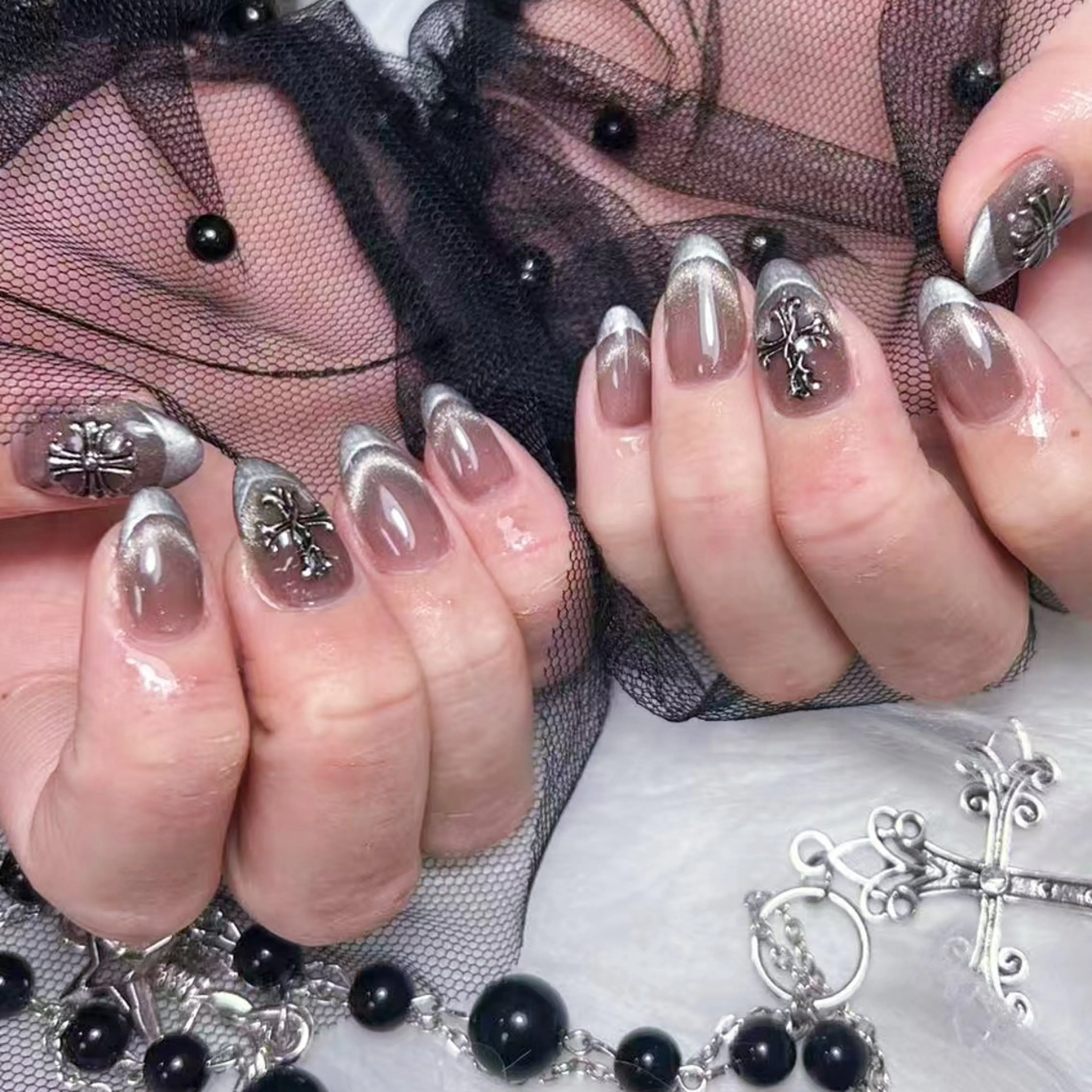 ショート 韓国風ヘア ショートヘア ハンドネイル DIAMOND Nail☁️のネイルデザイン