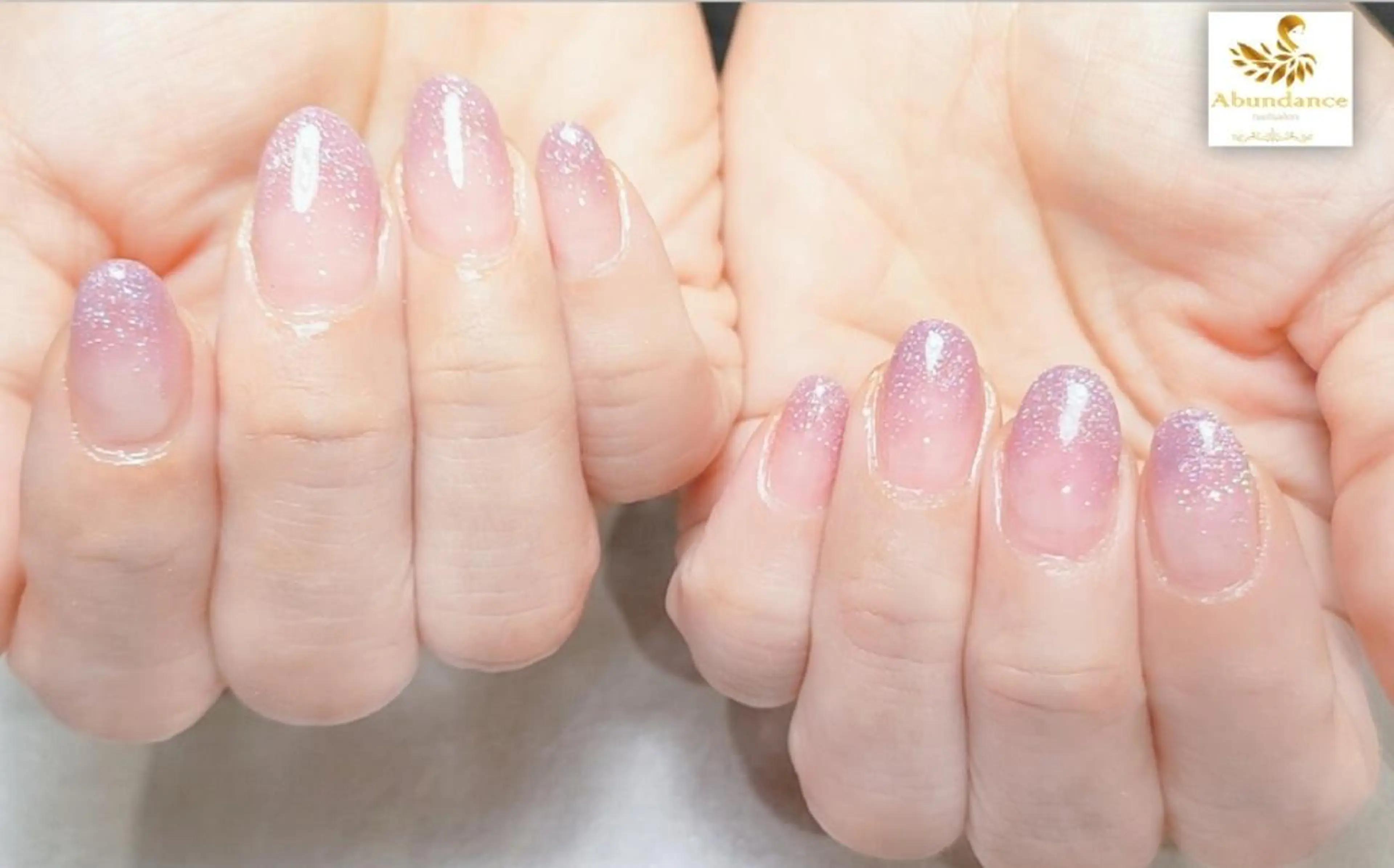 ショート ハンドネイル 完全予約制個室サロン Abundancesのネイルデザイン