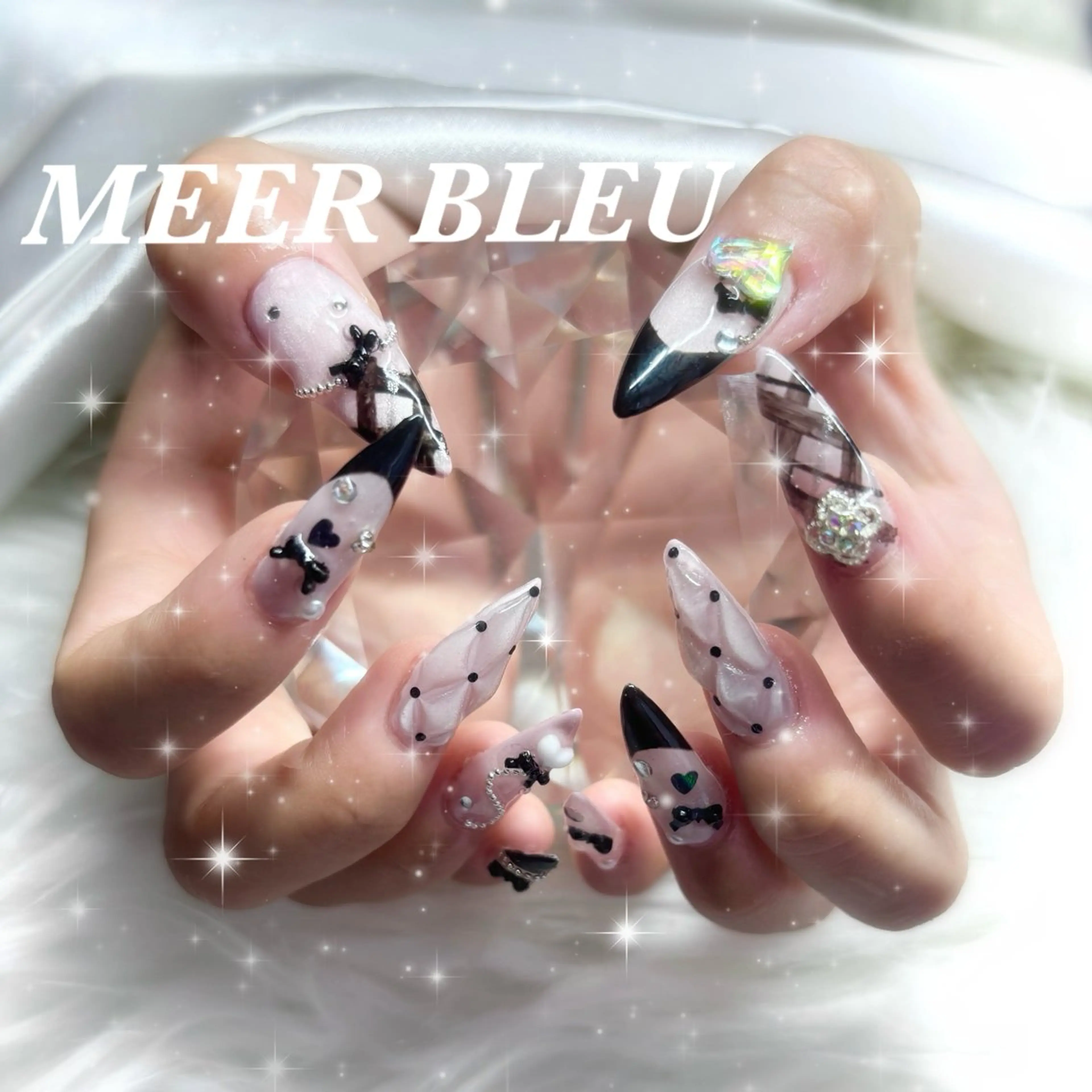 ネイル ハンドネイル MEER BLEU Junnaのネイルデザイン