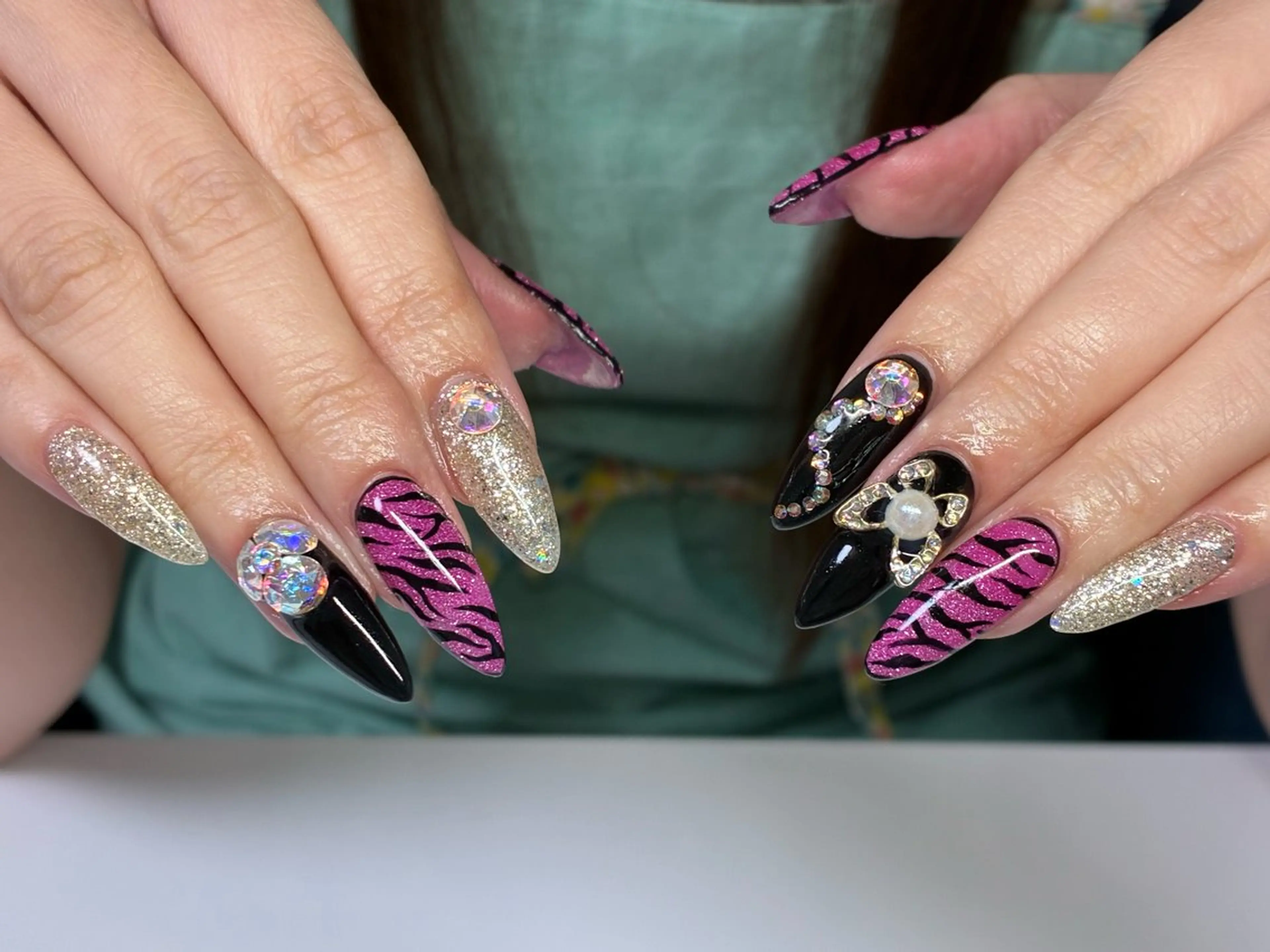 ネイル &CHOU CHOU nail.misaのネイルデザイン