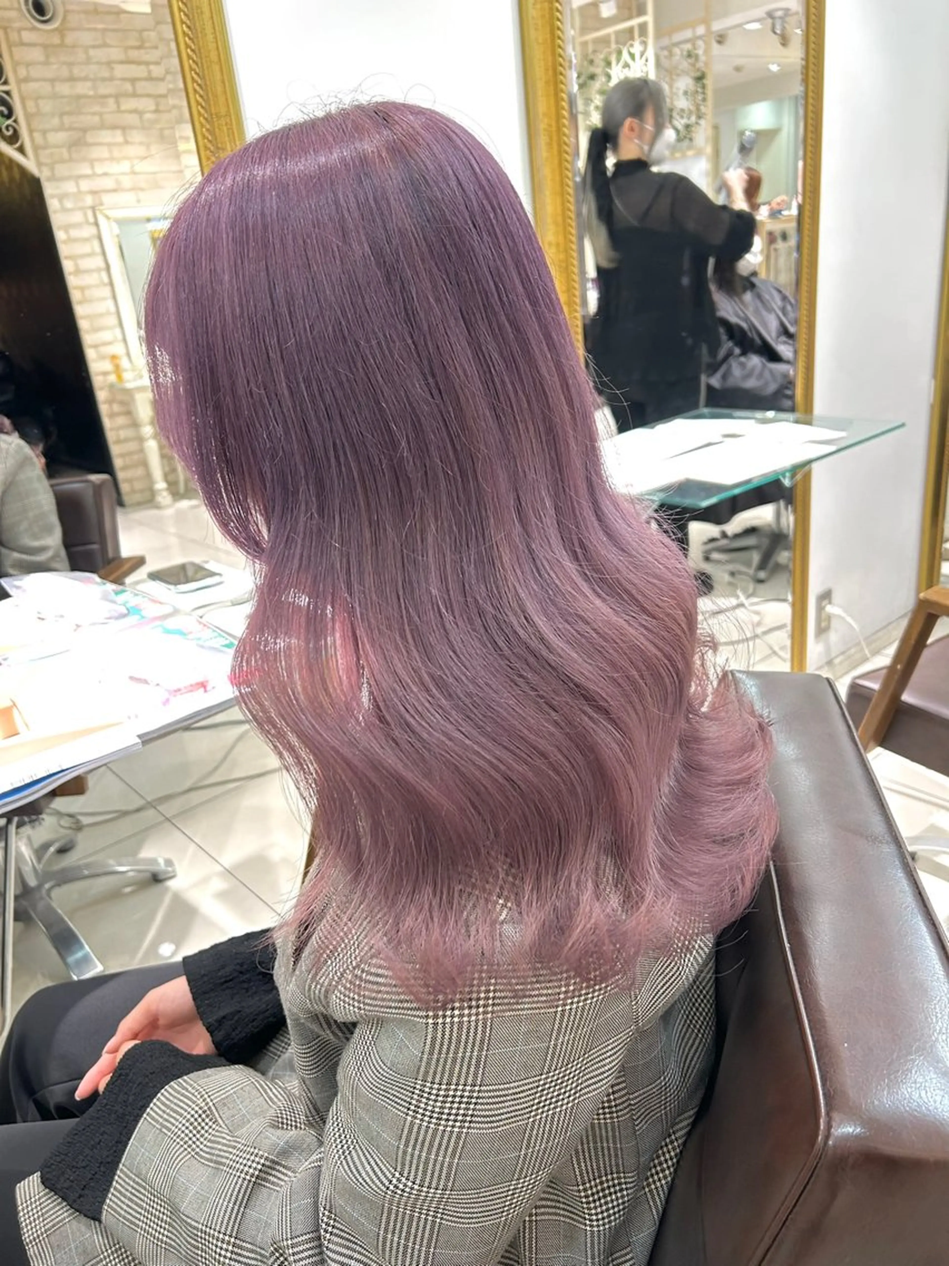 ロング カラー ヘアアレンジ ベージュカラー ブリーチ ブラウンカラー チョコレートブラウン 透明感カラー 透明感カラー ai🫧🪞のヘアスタイル