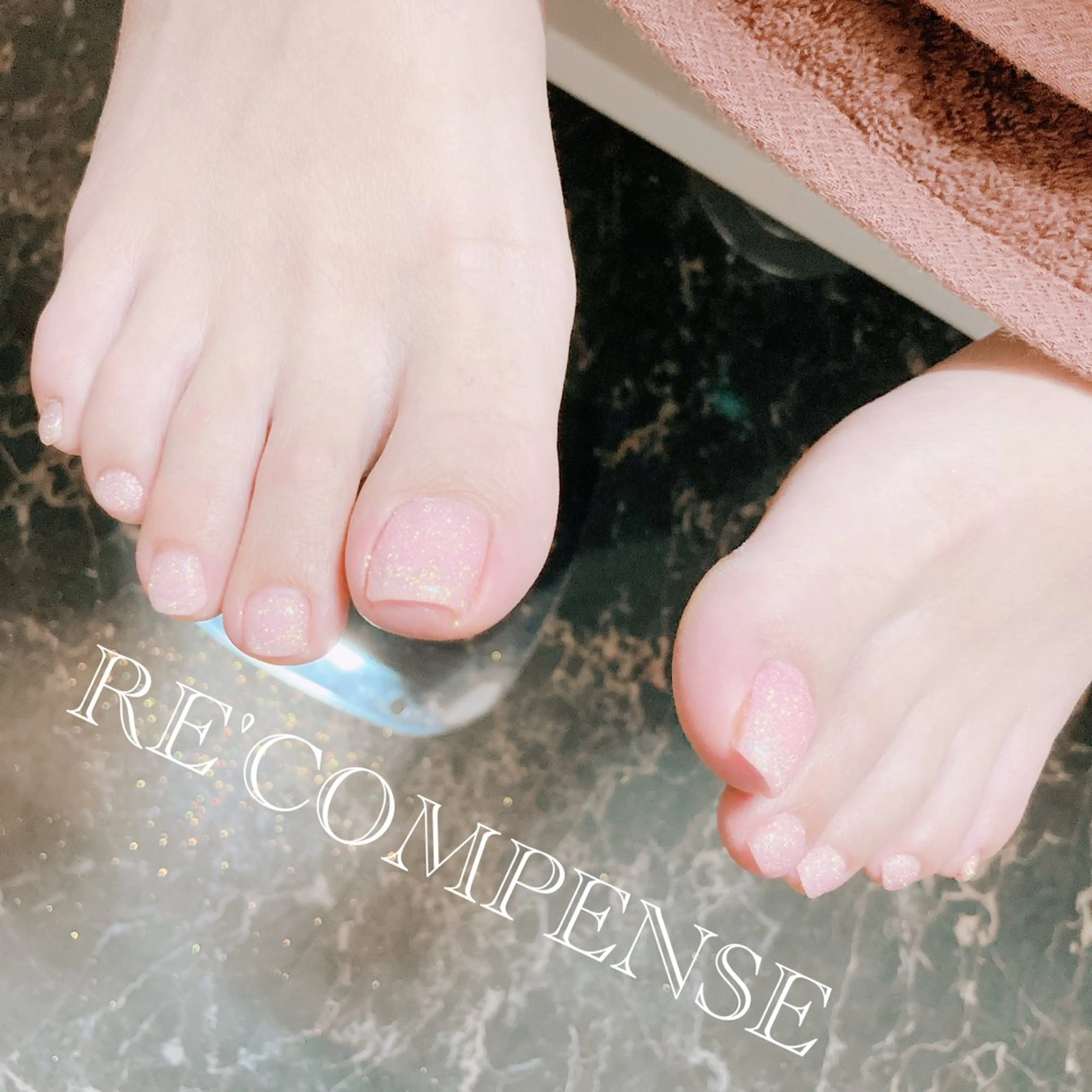 ネイル RE'COMPENSE所属・れこん ぱんすのネイルデザイン