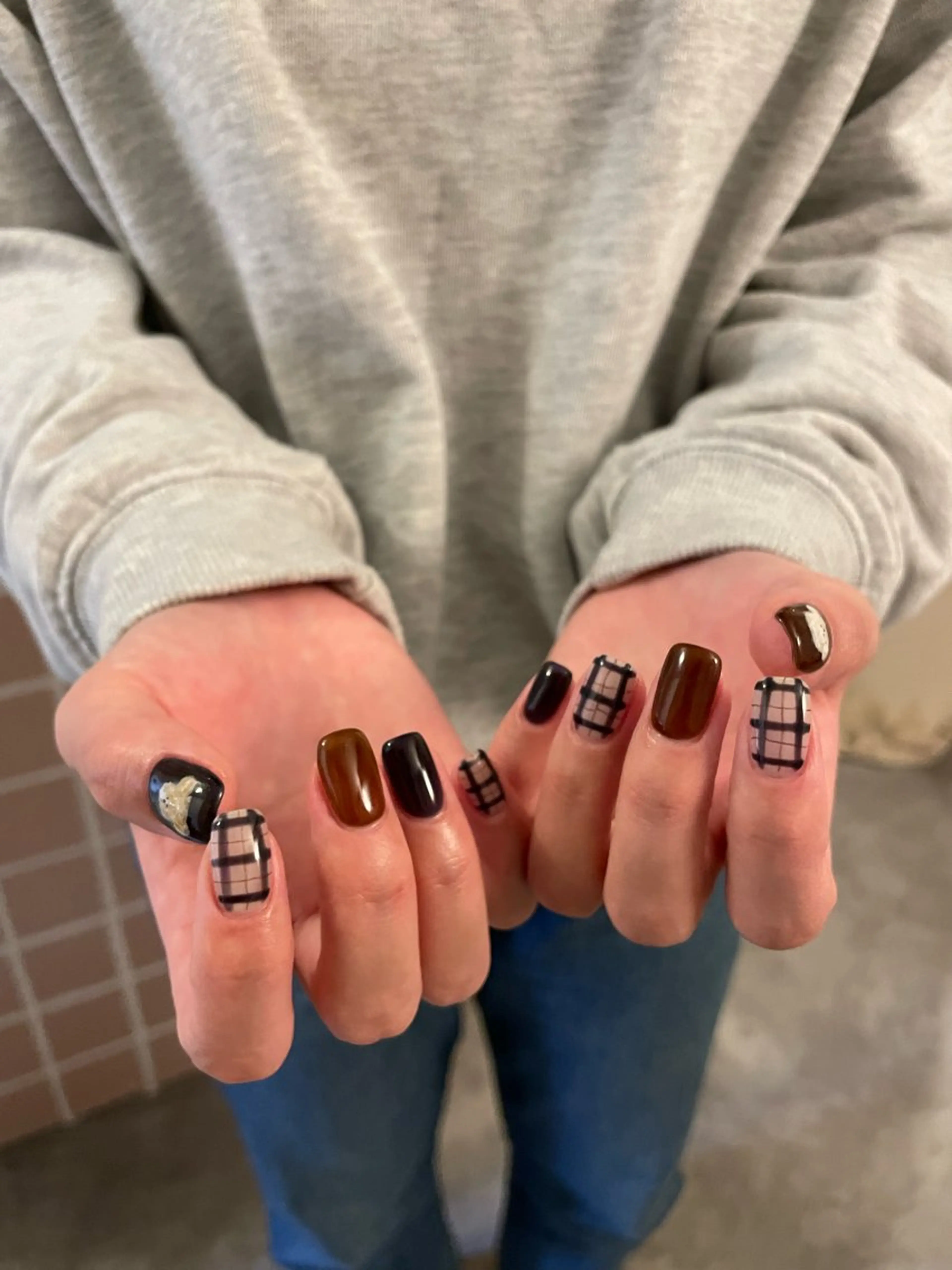 ネイル ハンドネイル roof nailのネイルデザイン