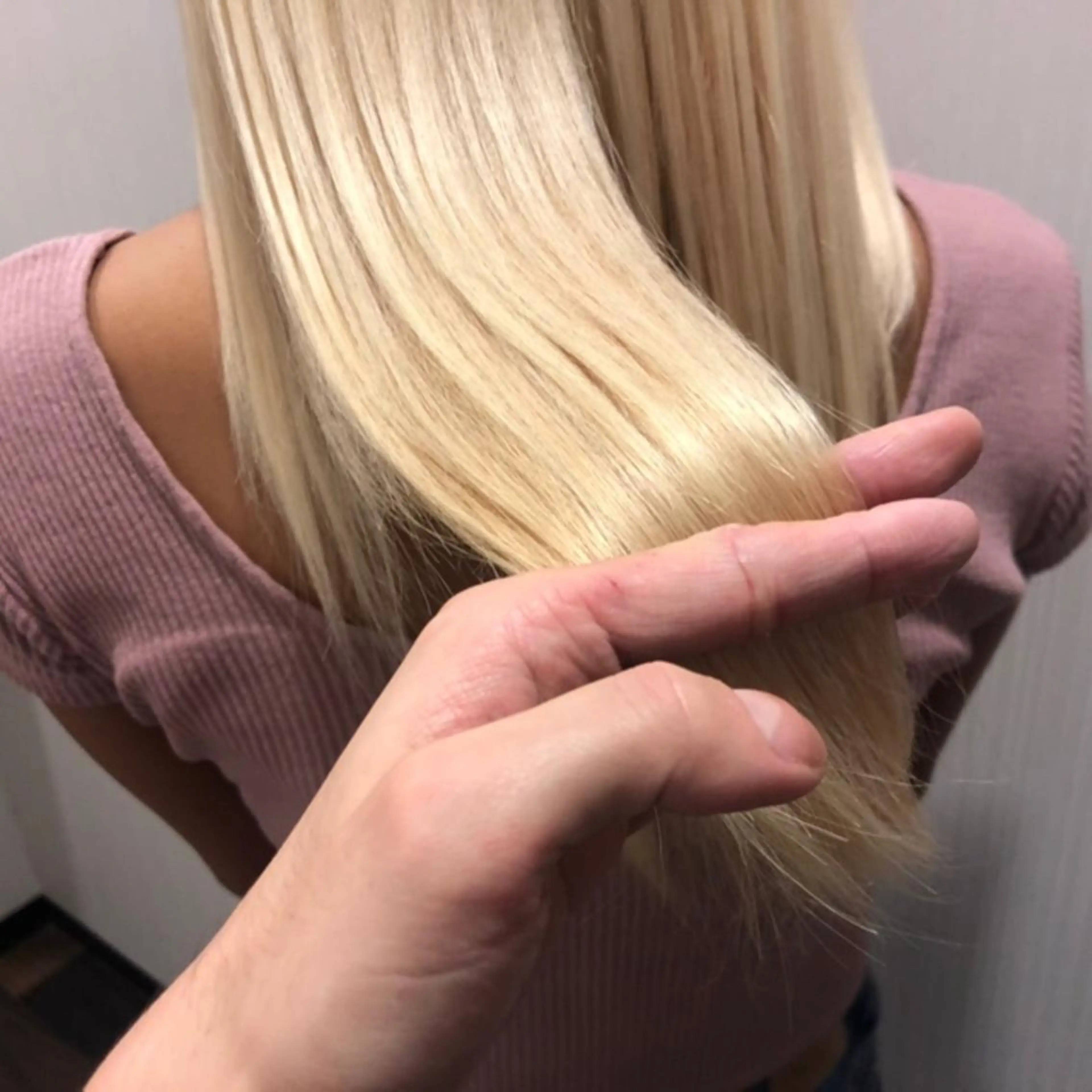 ロング ヘアカラー トリートメント 小森谷 亮太のヘアスタイル