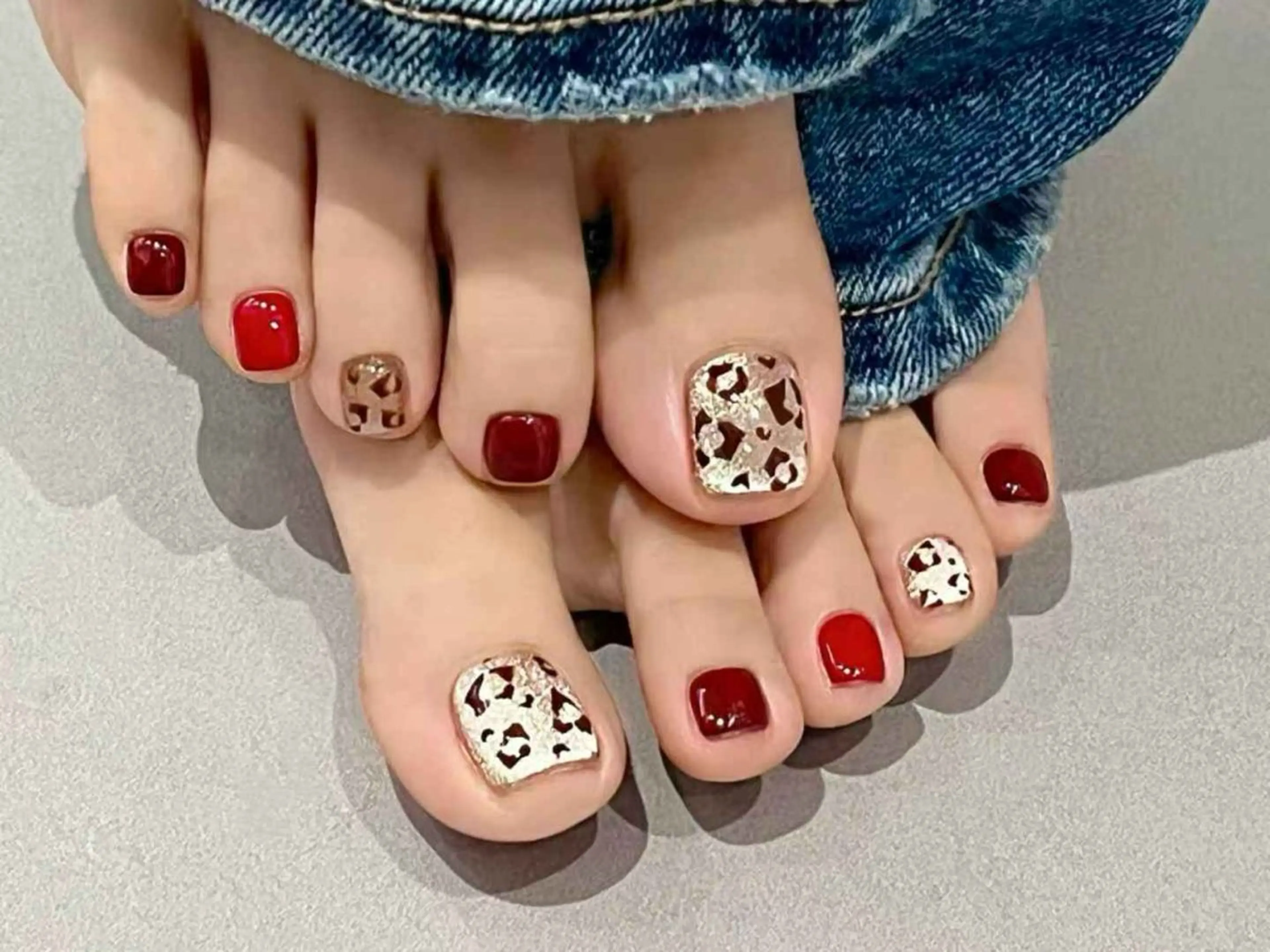 ネイル フットネイル H3 Nail Tsuki🦋💙のネイルデザイン