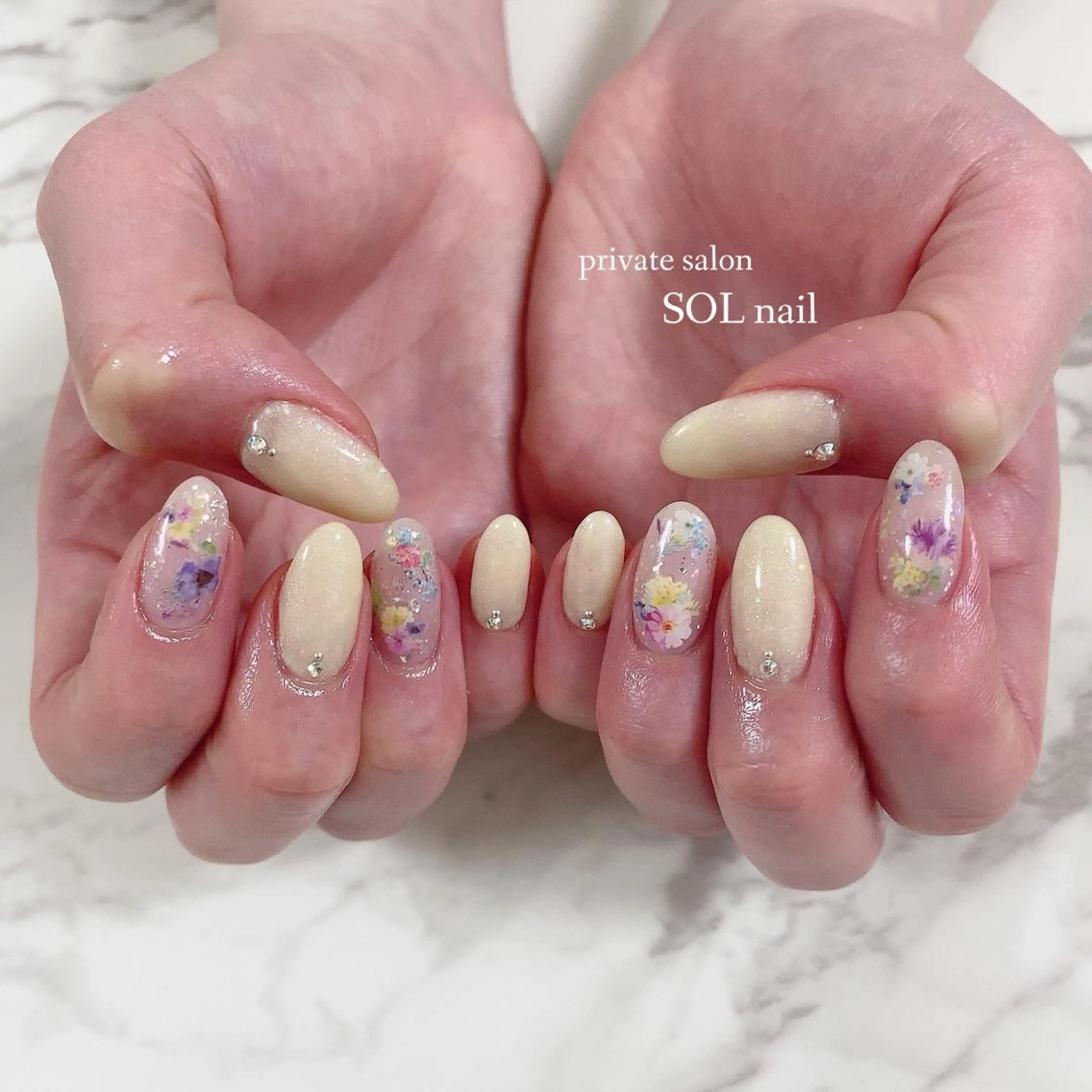 ネイル ハンドネイル SOL NAILのネイルデザイン