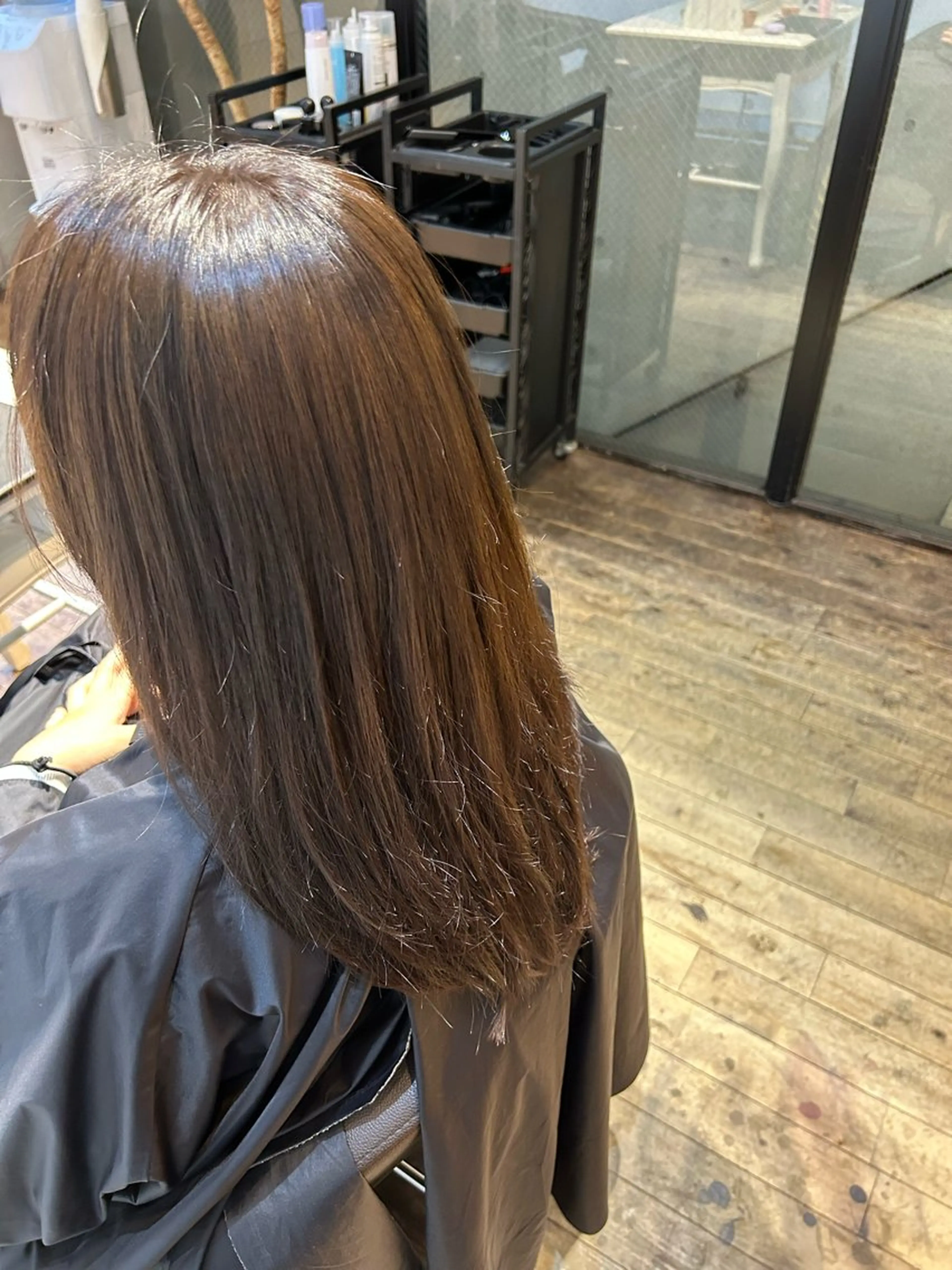 セミロング ヘアカラー 縮毛矯正 今野 惺虎のヘアスタイル