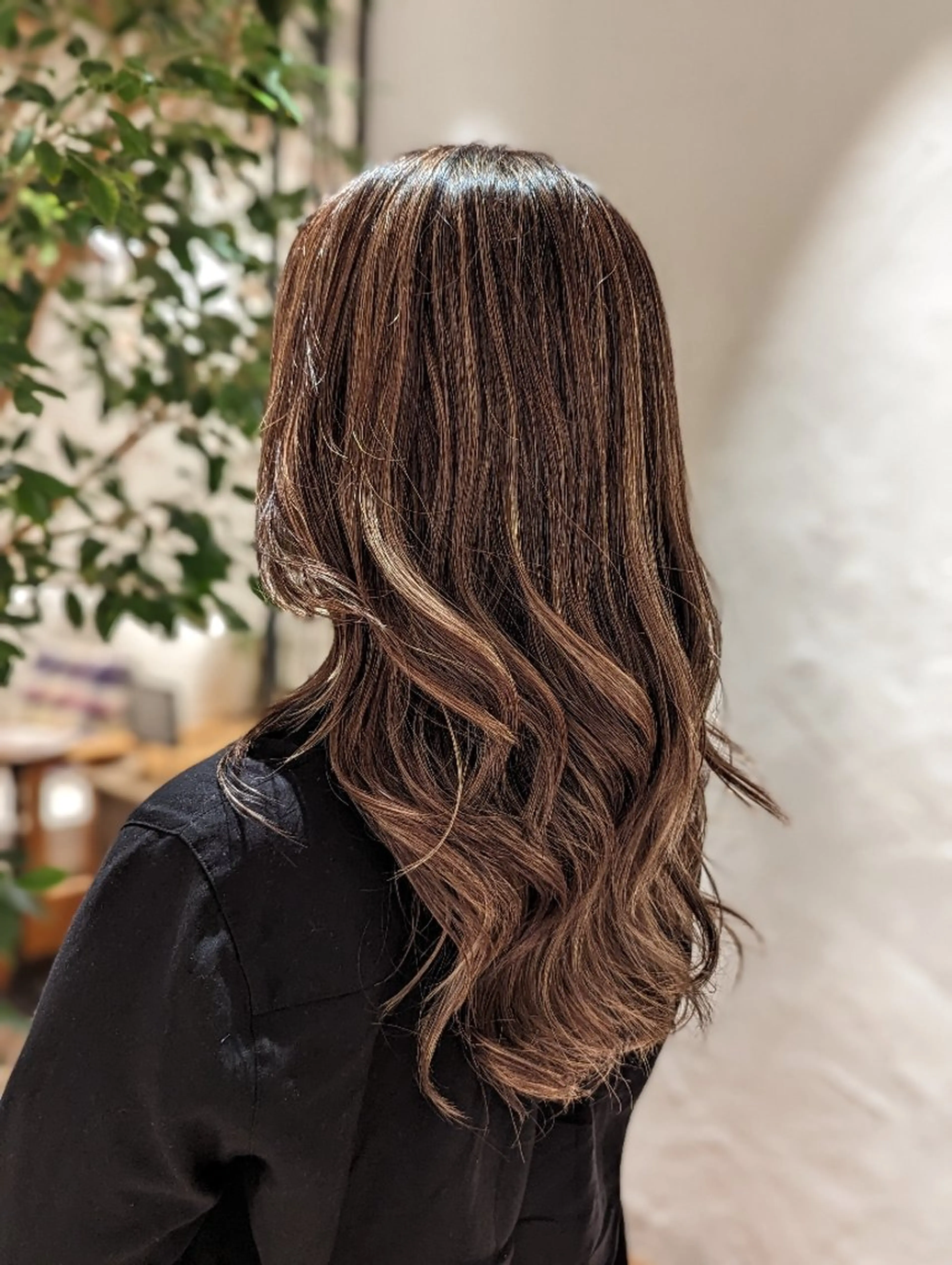 カラー ハイライトカラー WARREN・TRICOMI NEW YORK 表参道店所属・浅比 惇平のヘアスタイル