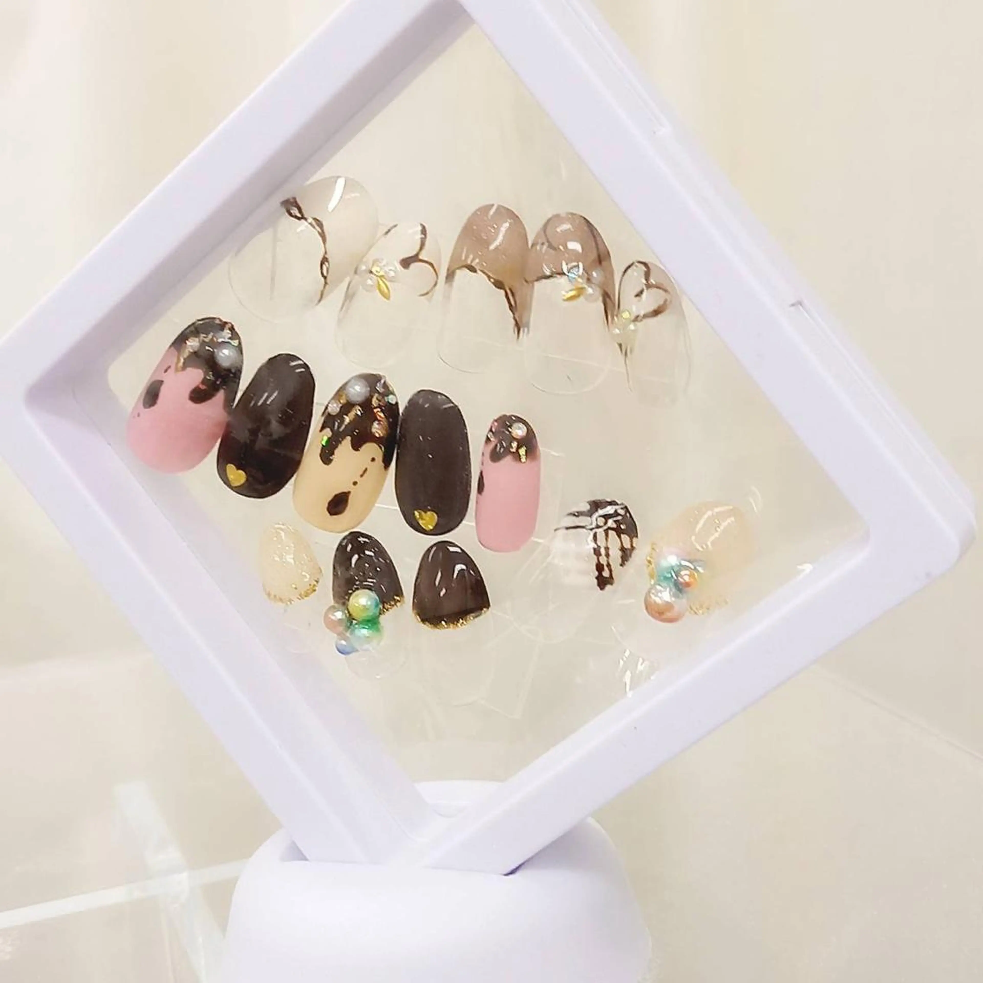 ネイル N._._.claw[エヌクロー]所属・N._._. clawのネイルデザイン