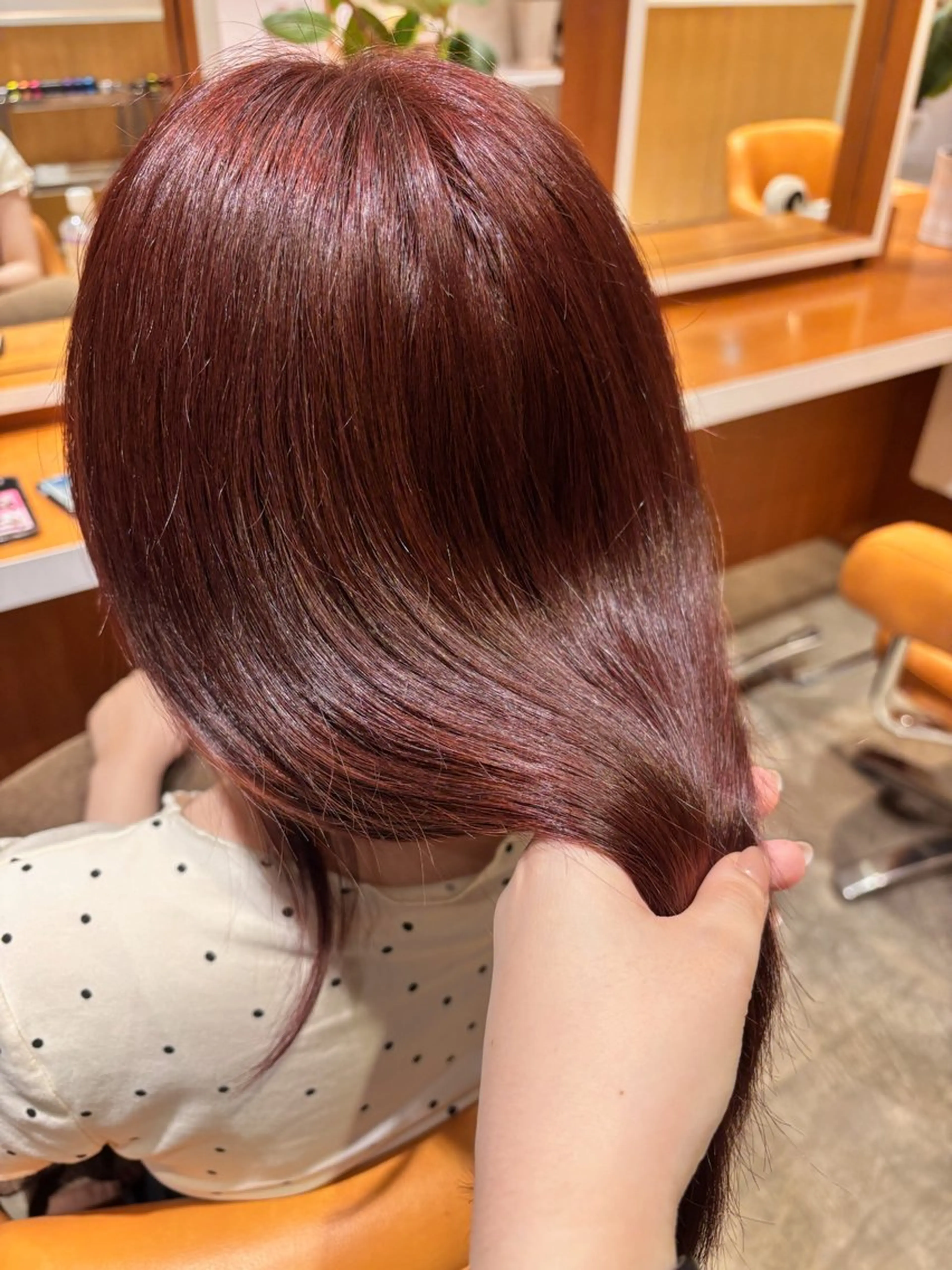 セミロング 須田 陽菜のヘアスタイル