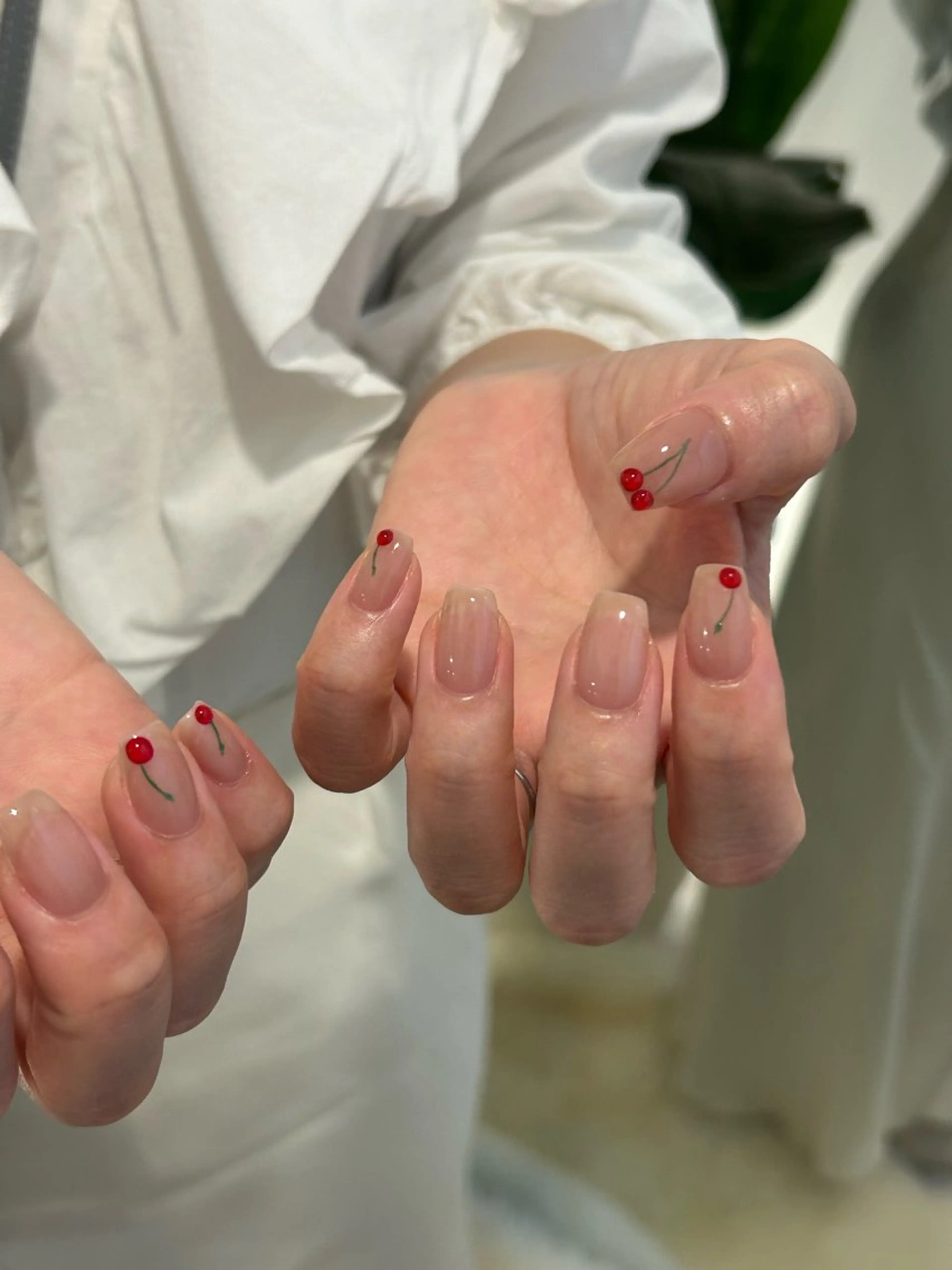 ネイル ハンドネイル repos-ルポ-所属・repos yoshitomeのネイルデザイン