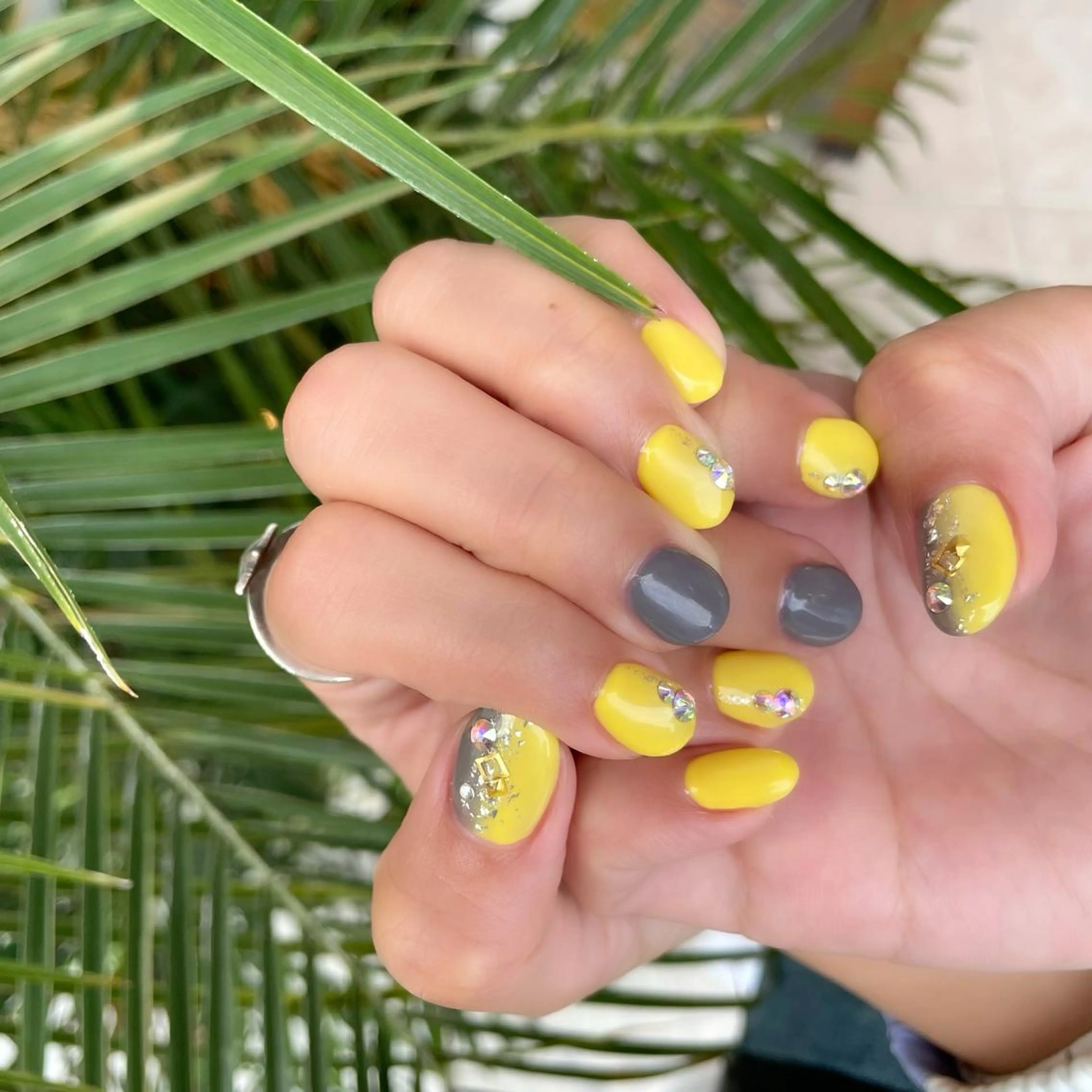 ネイル es nailのネイルデザイン