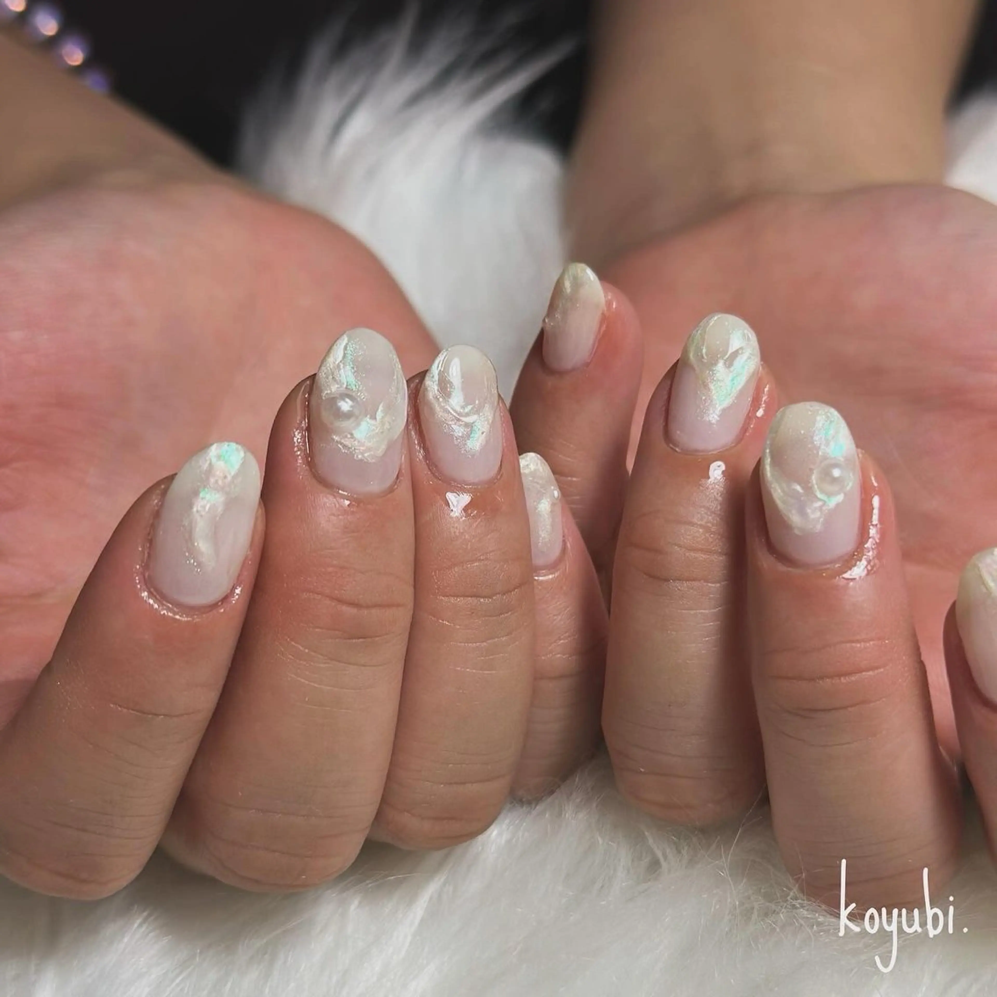ネイル プライベートネイルサロンkoyubi.所属・新宿南口 hitomiのネイルデザイン