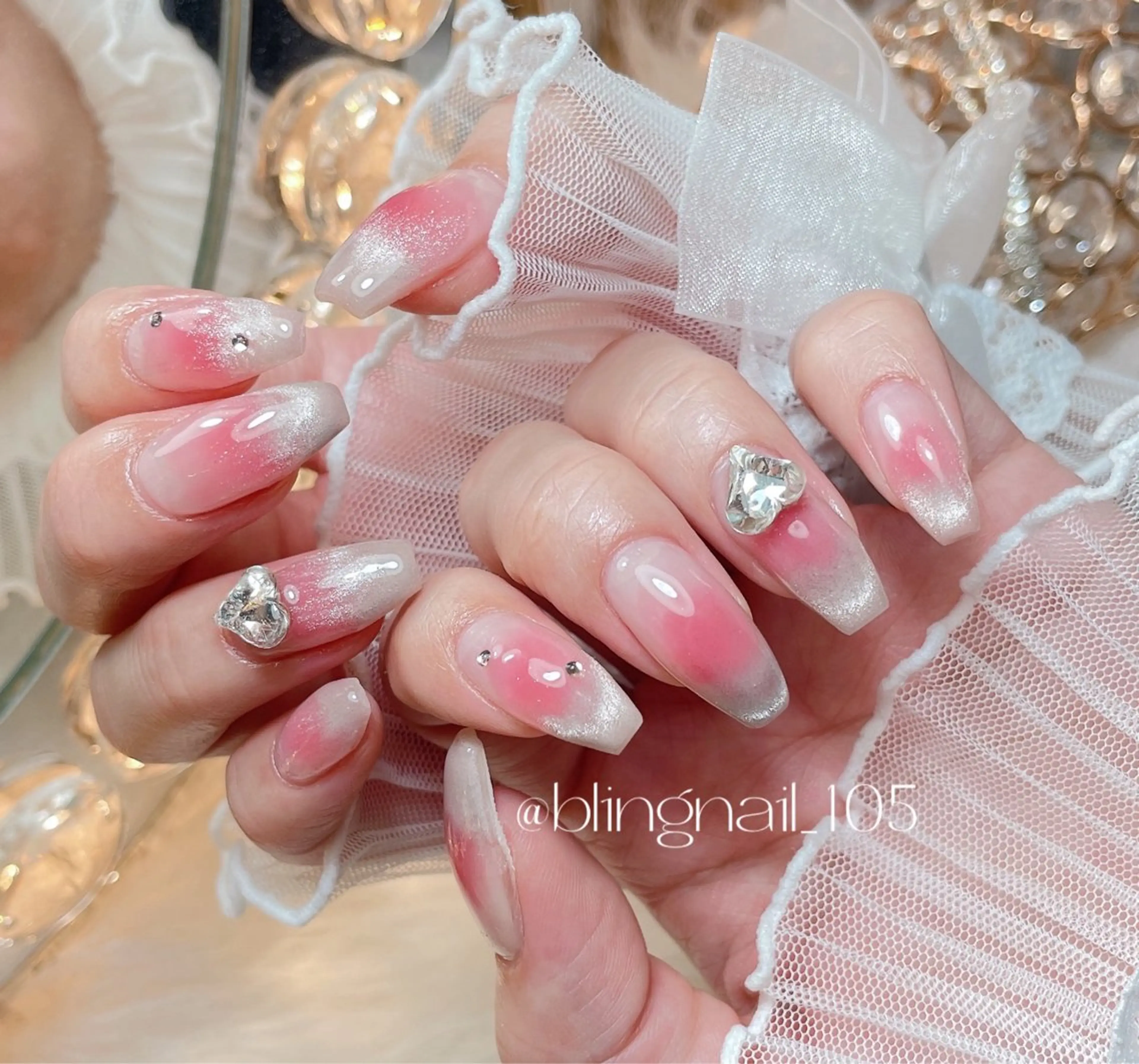 ネイル 23時まで❤︎韓国、 ワンホンネイルのネイルデザイン