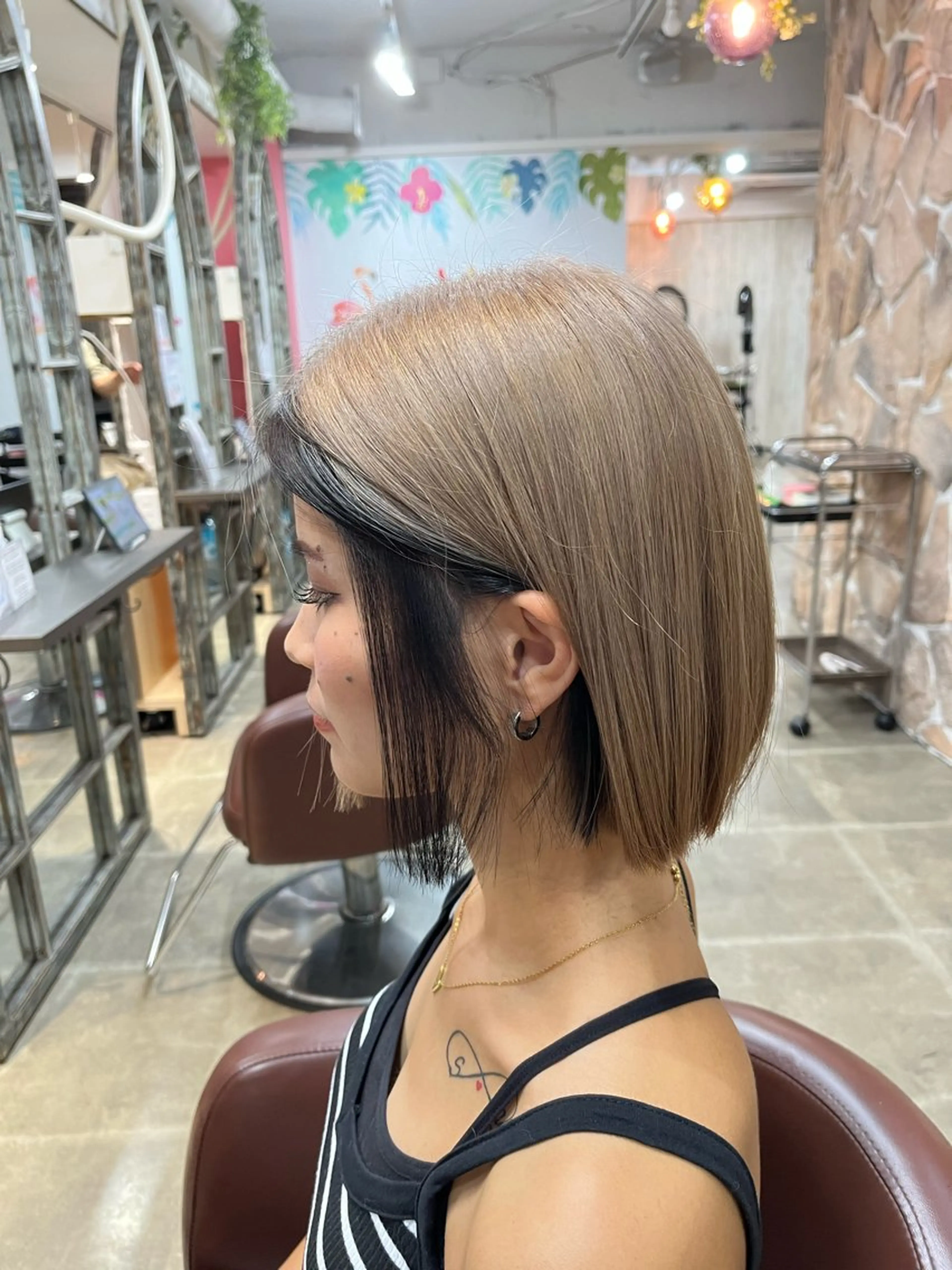 🎓【学割U24】ブリーチ＋オンカラー（ケアブリーチ使用）の写真