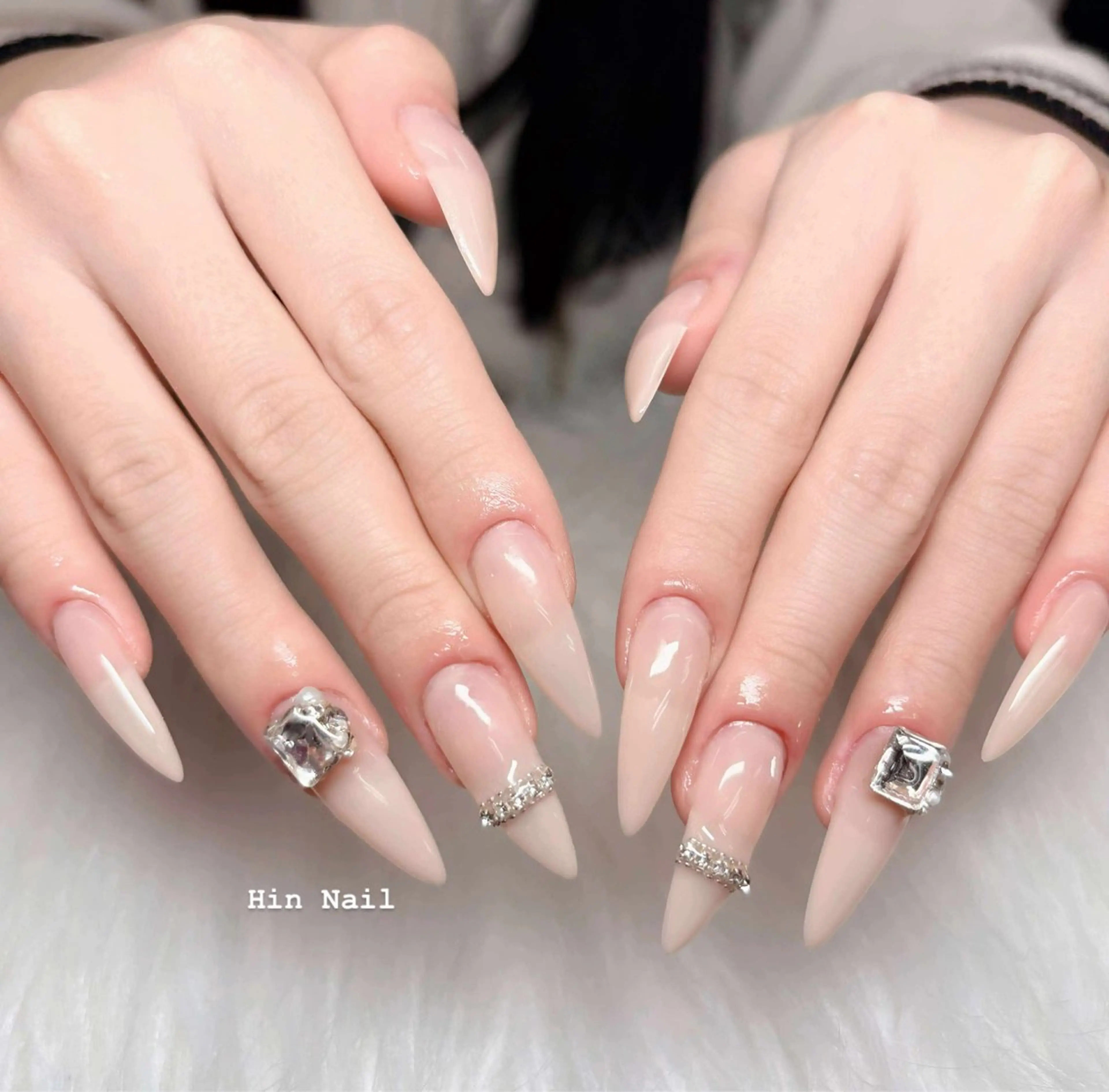 ネイル ハンドネイル HIN NAILのネイルデザイン