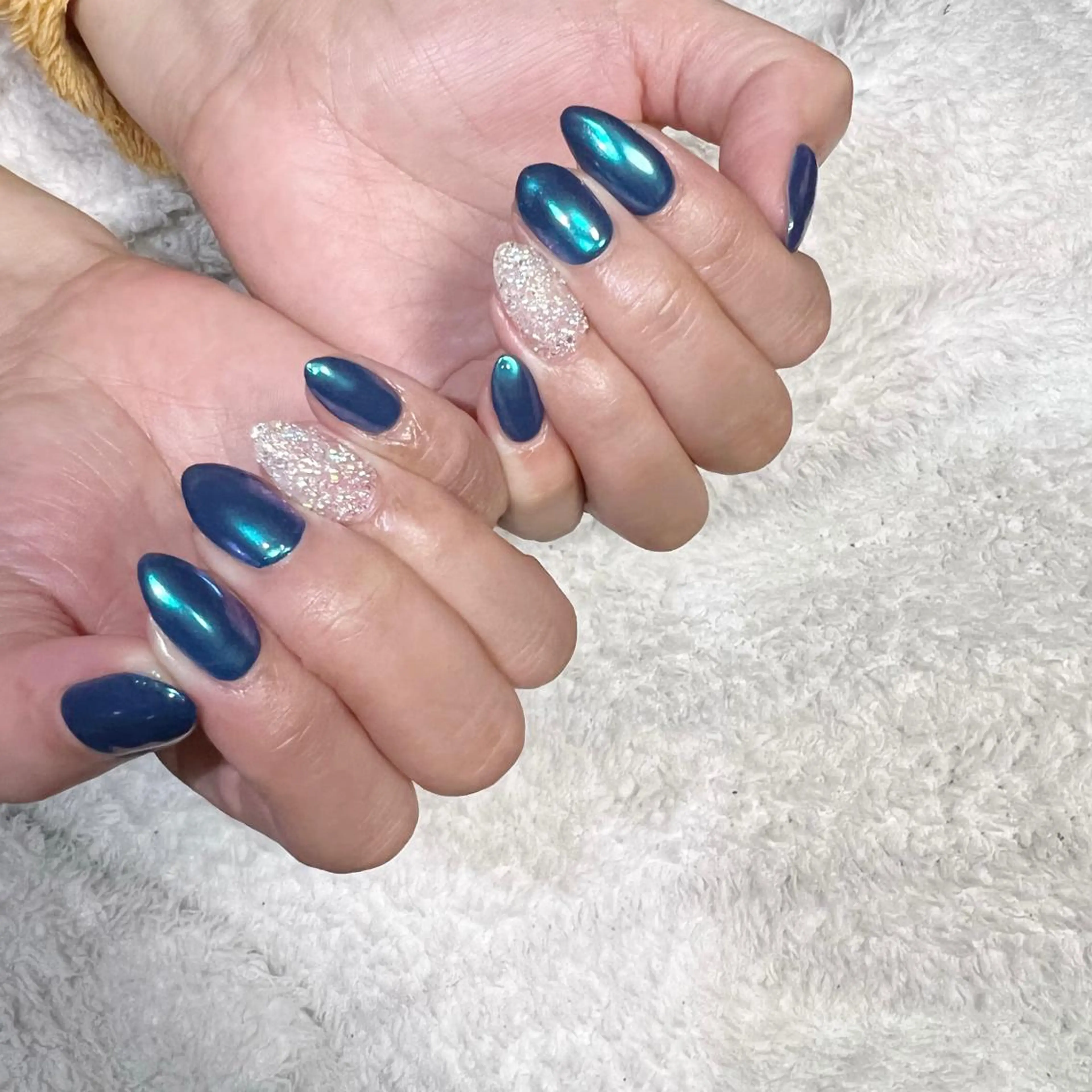 ネイル アートネイル オーロラネイル ジェルネイル ゴールド ハート ハンドネイル フットネイル nail salon mieux(ミュー)のネイルデザイン