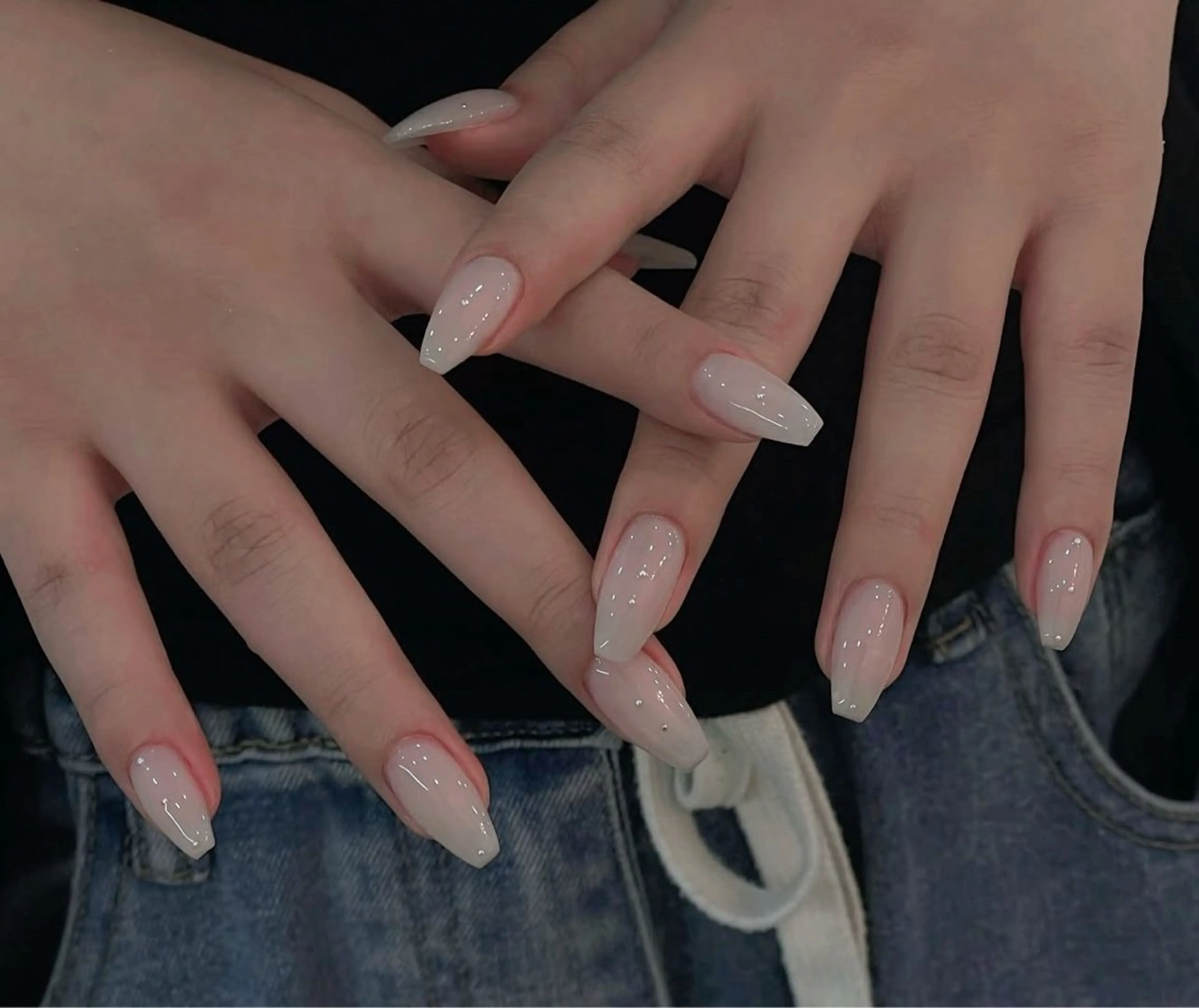 ネイル フラッシュネイル フレンチネイル グラデーション キラキラネイル 韓国ネイル ハンドネイル Lina所属・MeiMei Nail モデル募集のネイルデザイン