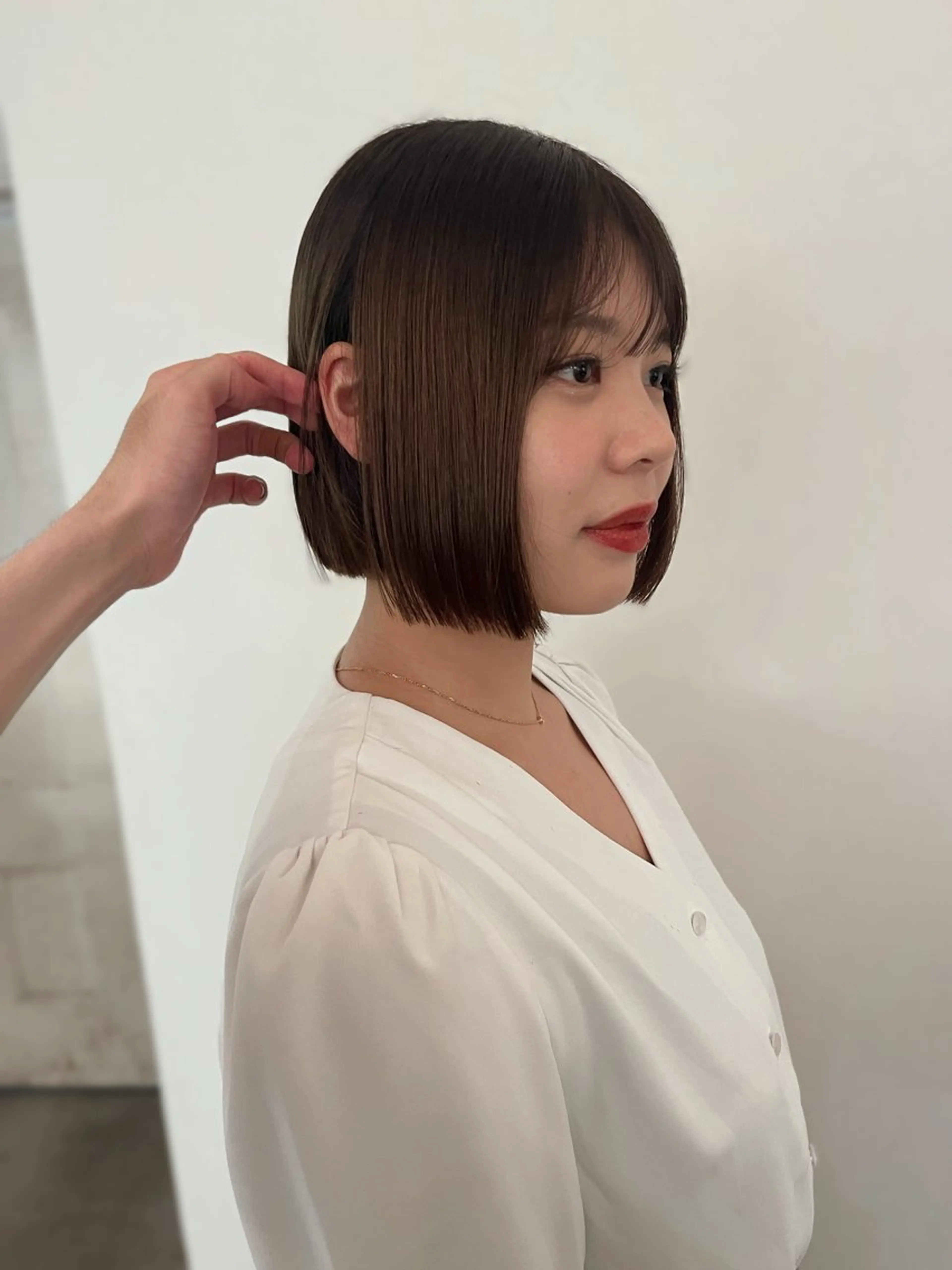 ミディアム 切りっぱなしボブ ボブ カット ブリーチなし/透明感 /ショート/大世のヘアスタイル