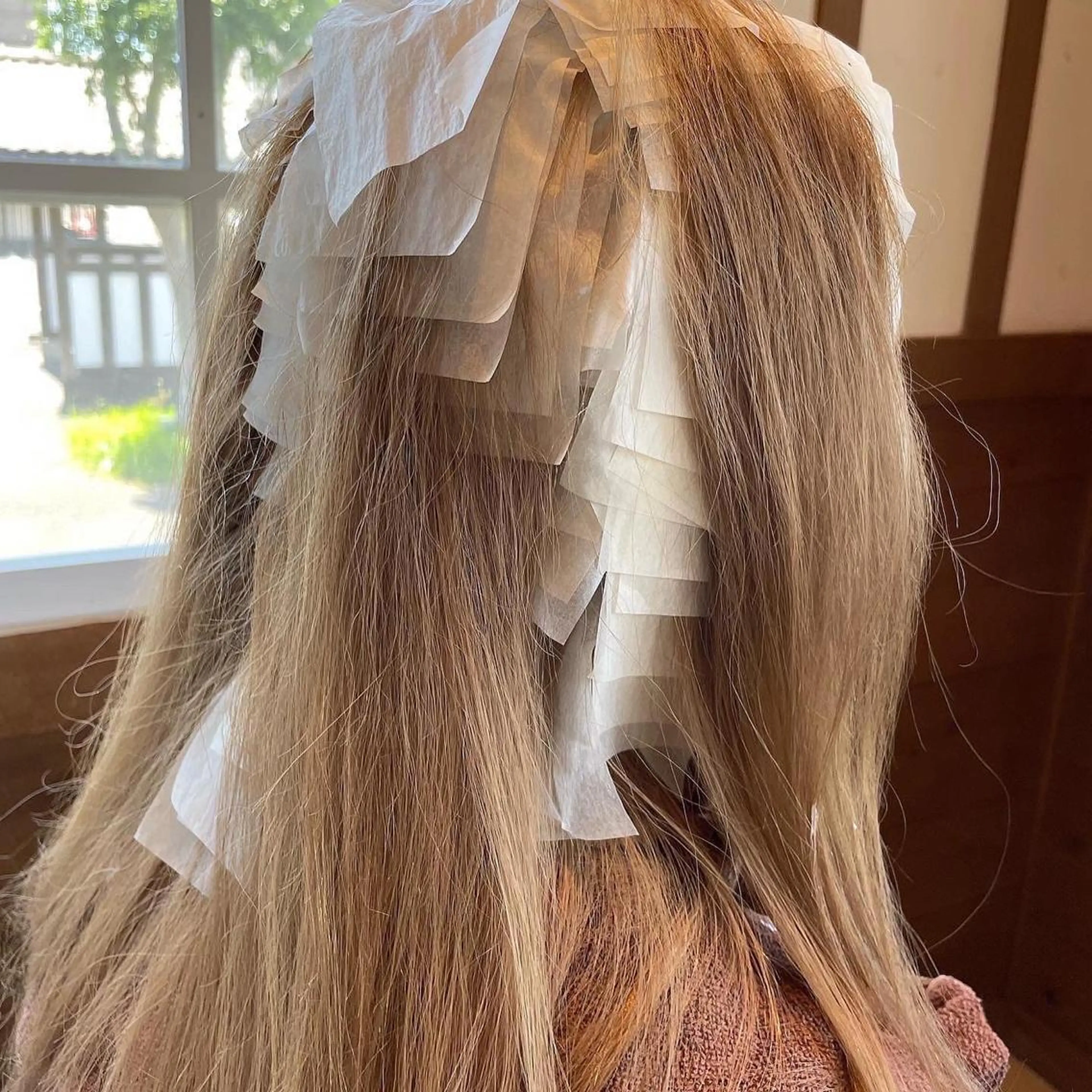 ロング 足立 悠輔のヘアスタイル