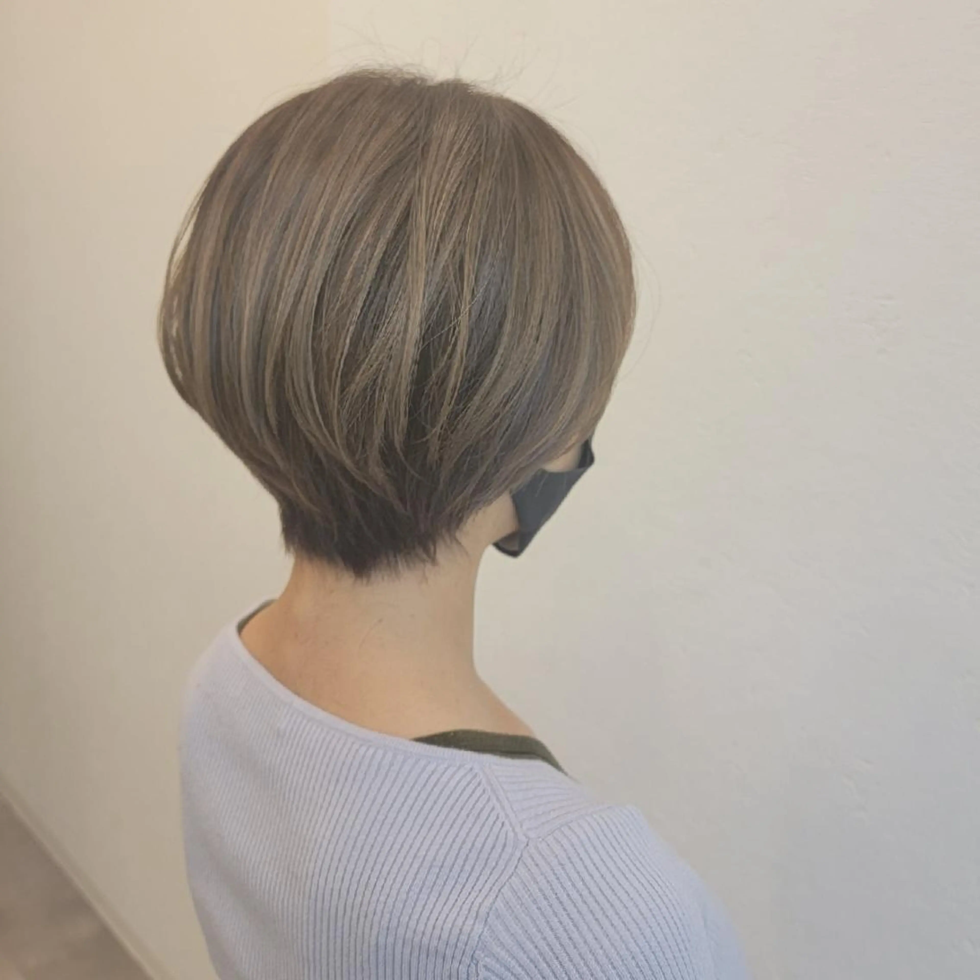 ショート 浜田りほ Luxbe 博多バスターミナルのヘアスタイル