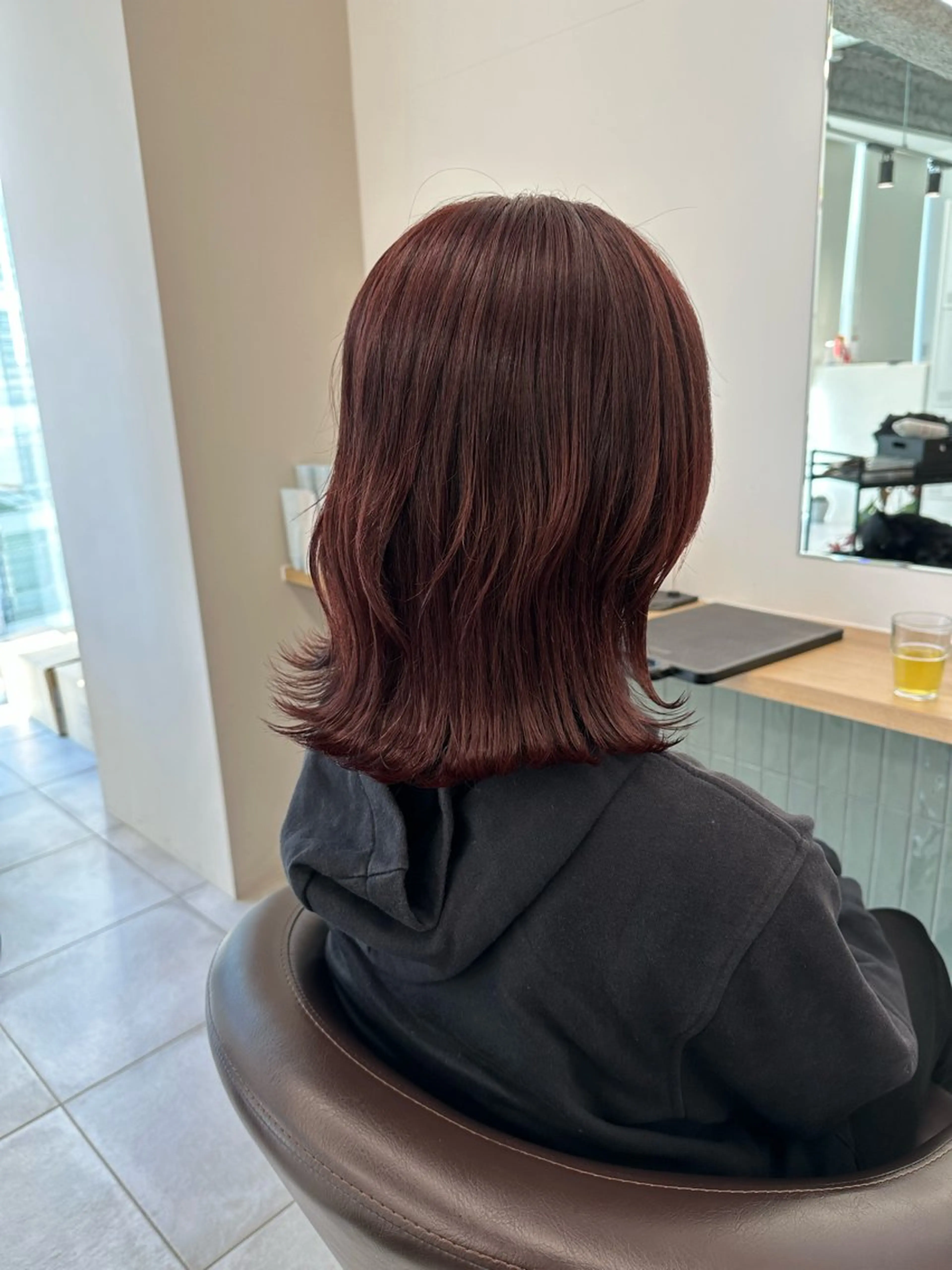 ミディアム カラー カット ヘアカラー トリートメント ブリーチなし/レイヤ ー特化🌈Tommyのヘアスタイル