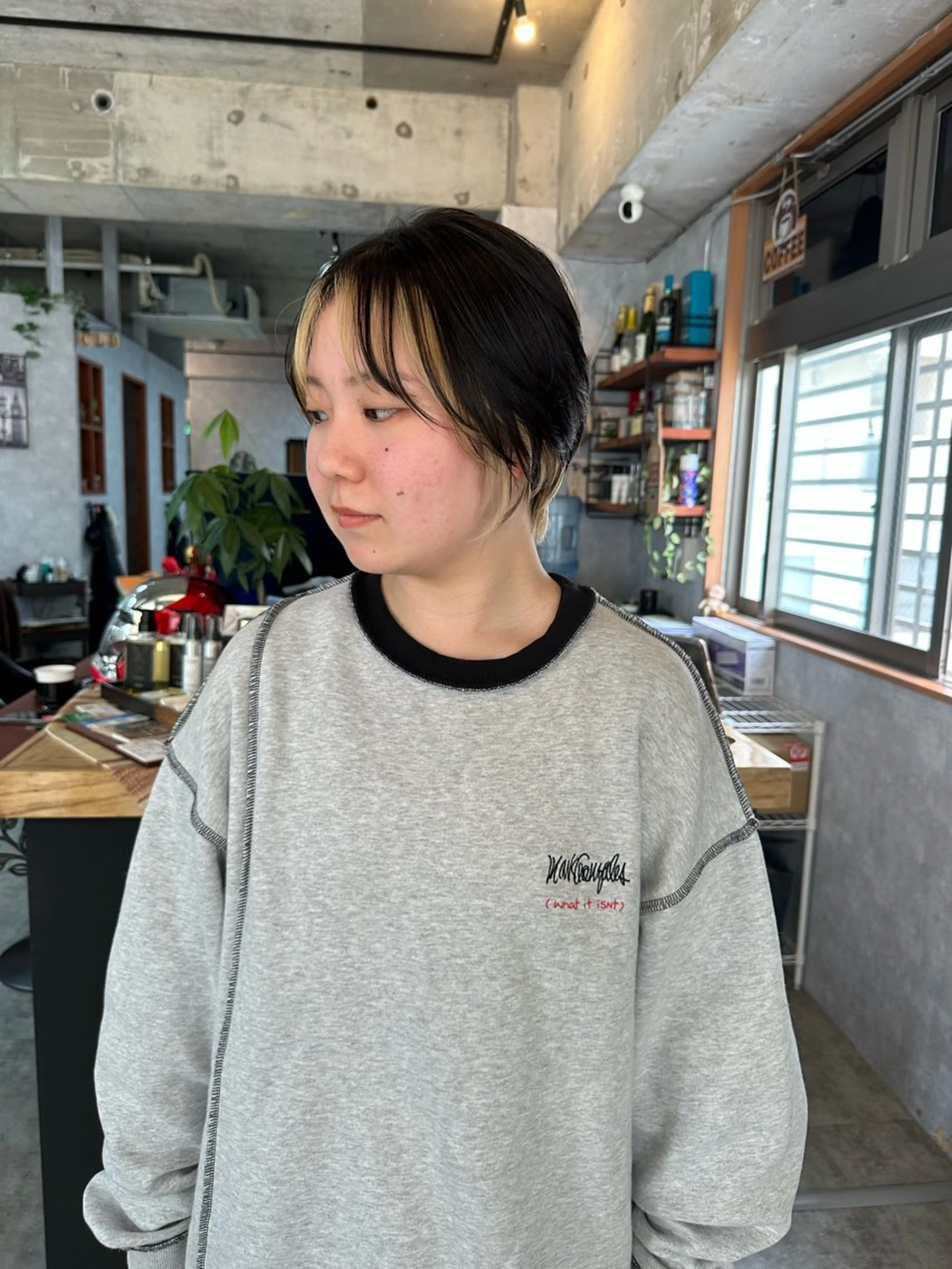 ショート 切りっぱなしボブ ショートボブ ハンサムショート 丸みショート ボブ カット ヘアカラー トリートメント C’LD hair  produce /シールドヘア所属・モテ髪/ボブ/ショー ト/アダチフウトのヘアスタイル