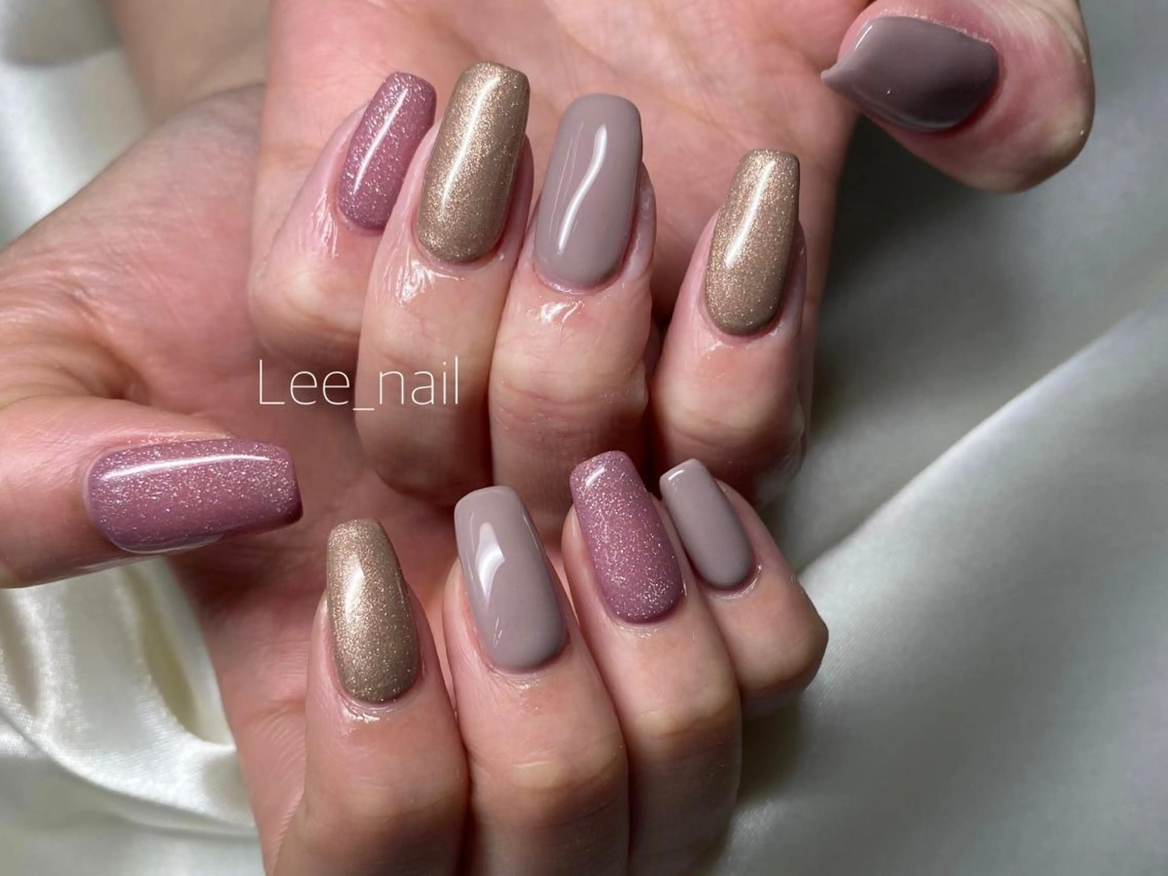 ネイル グラデーション ラメ(グリッター) ラメグラデーション ワンカラーネイル Lee_ nailのネイルデザイン