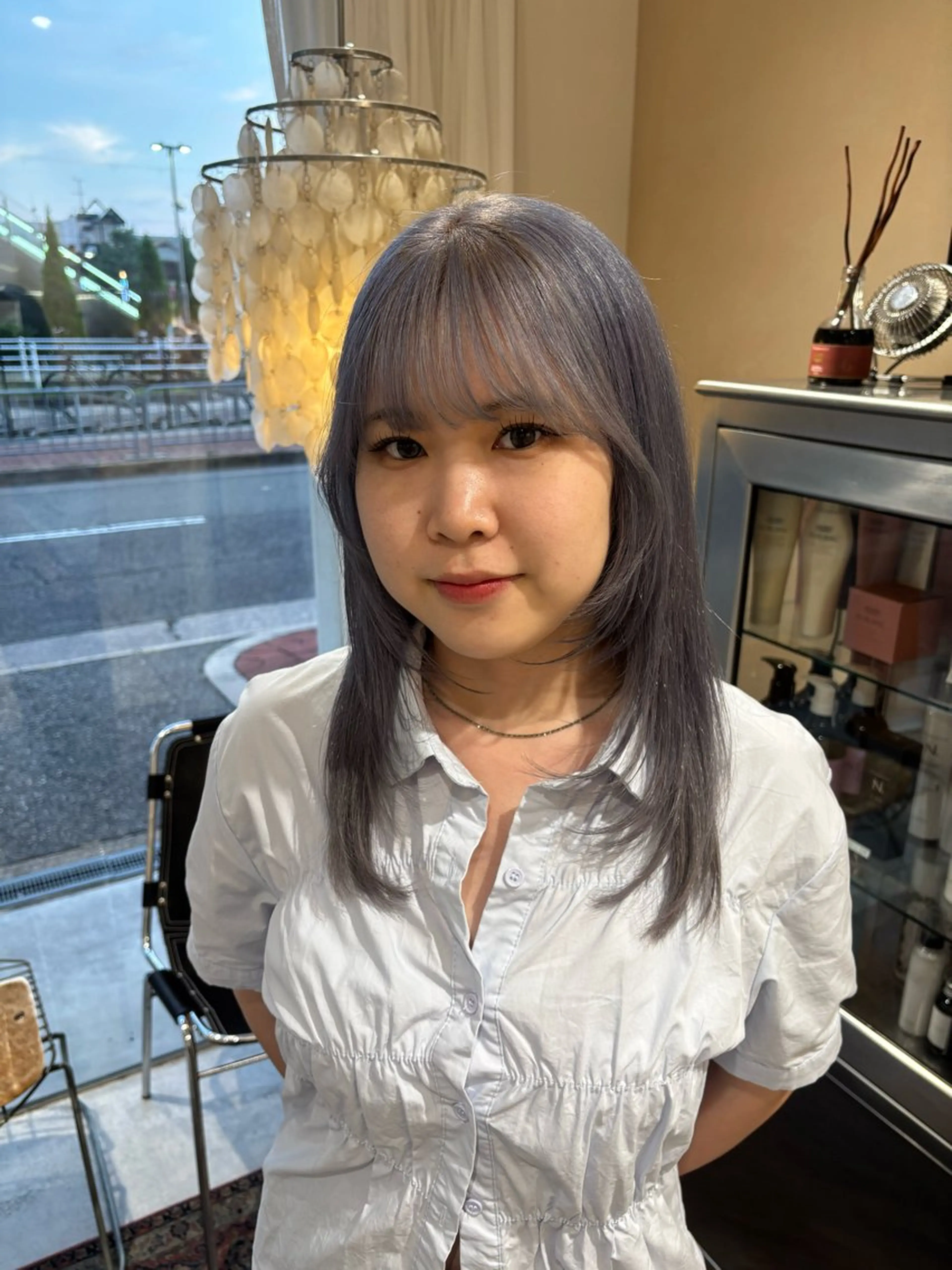 ミディアム レイヤーカット 寺尾 遥のヘアスタイル