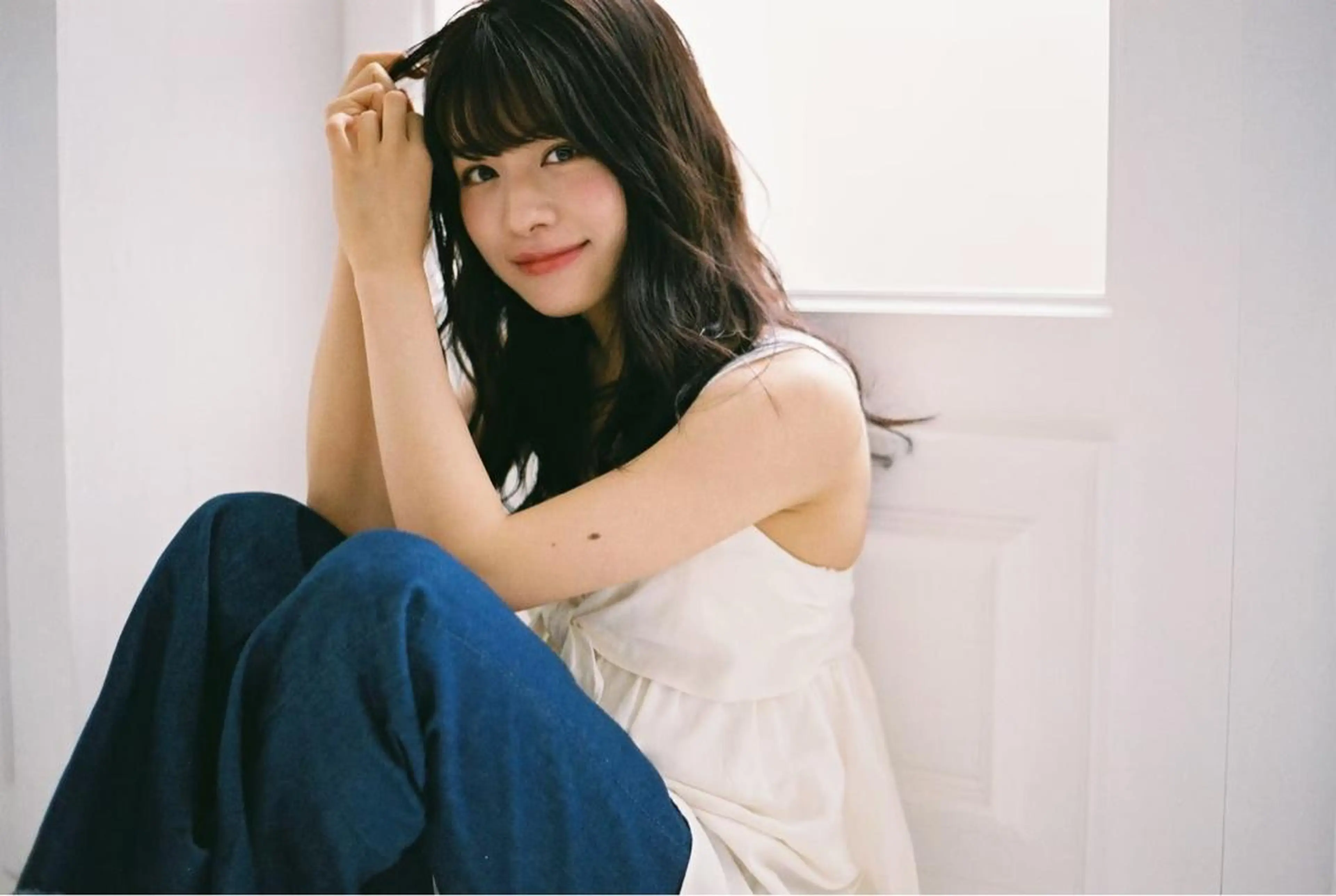 ミディアム カラー くすみミルクティー／ ブラウン🪡TOWAのヘアスタイル