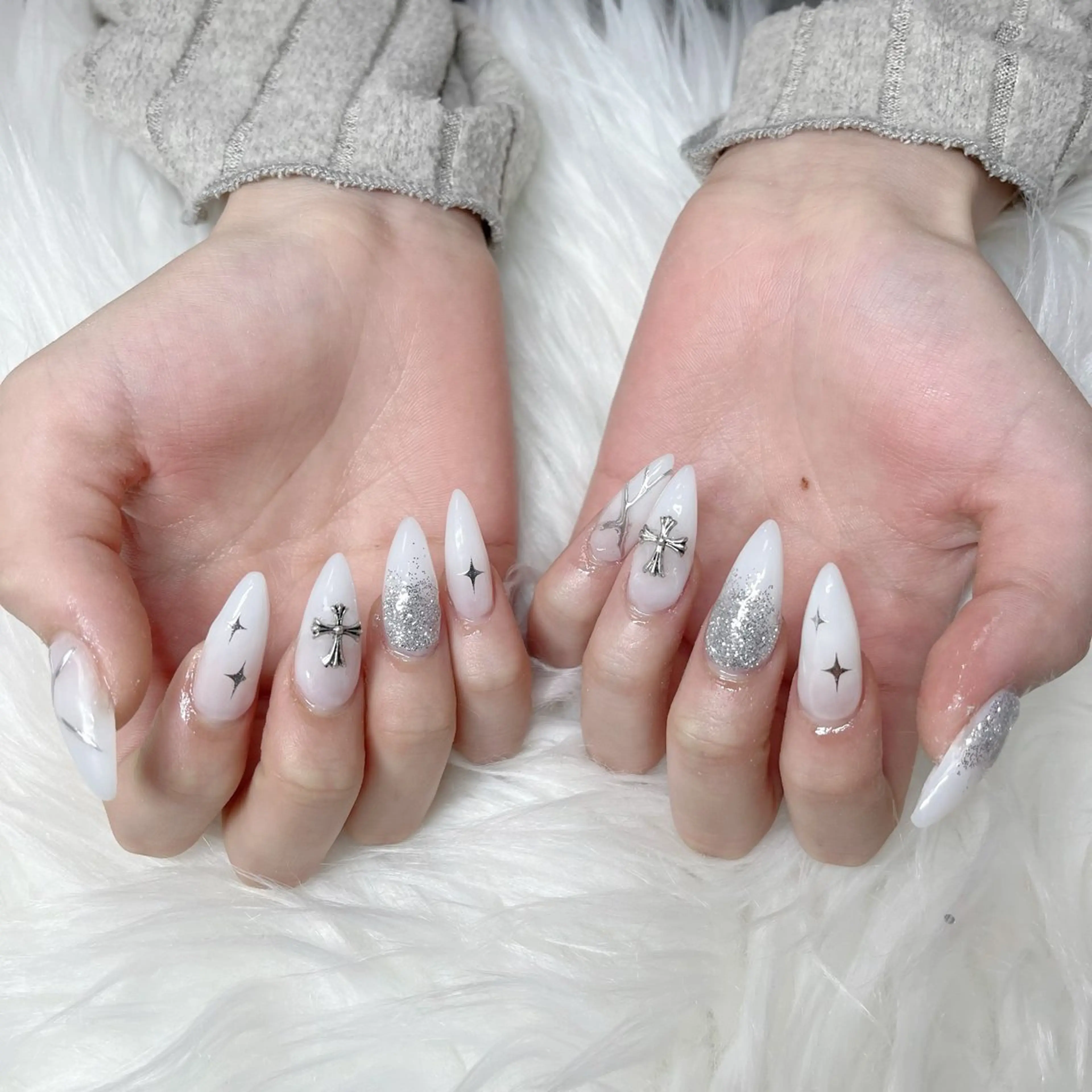 ネイル 石王 美羽のネイルデザイン