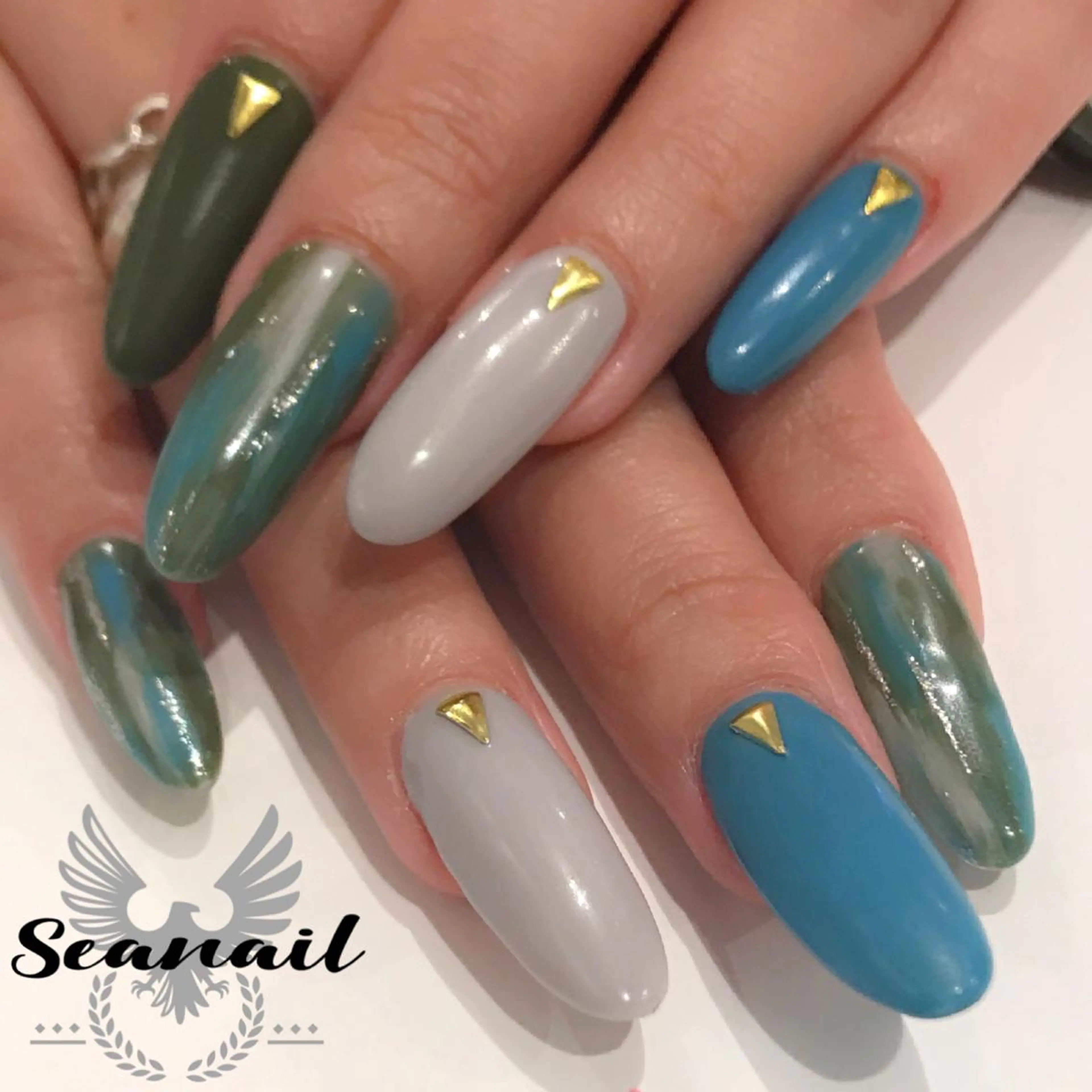 ネイル 小尾 栞のネイルデザイン