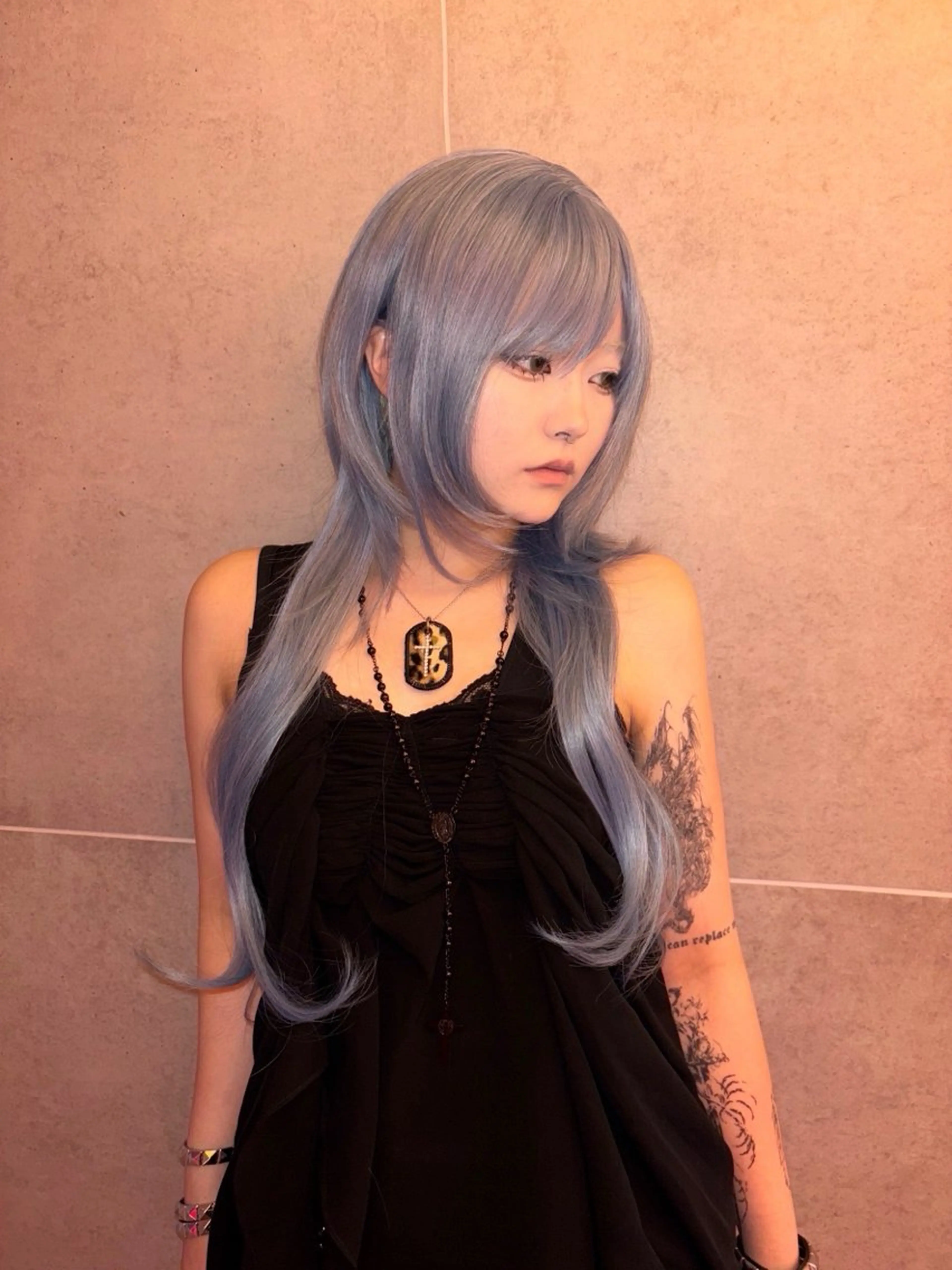 ロング ヘアカラー AIRA/ブリーチ ‪/透明感カラーのヘアスタイル