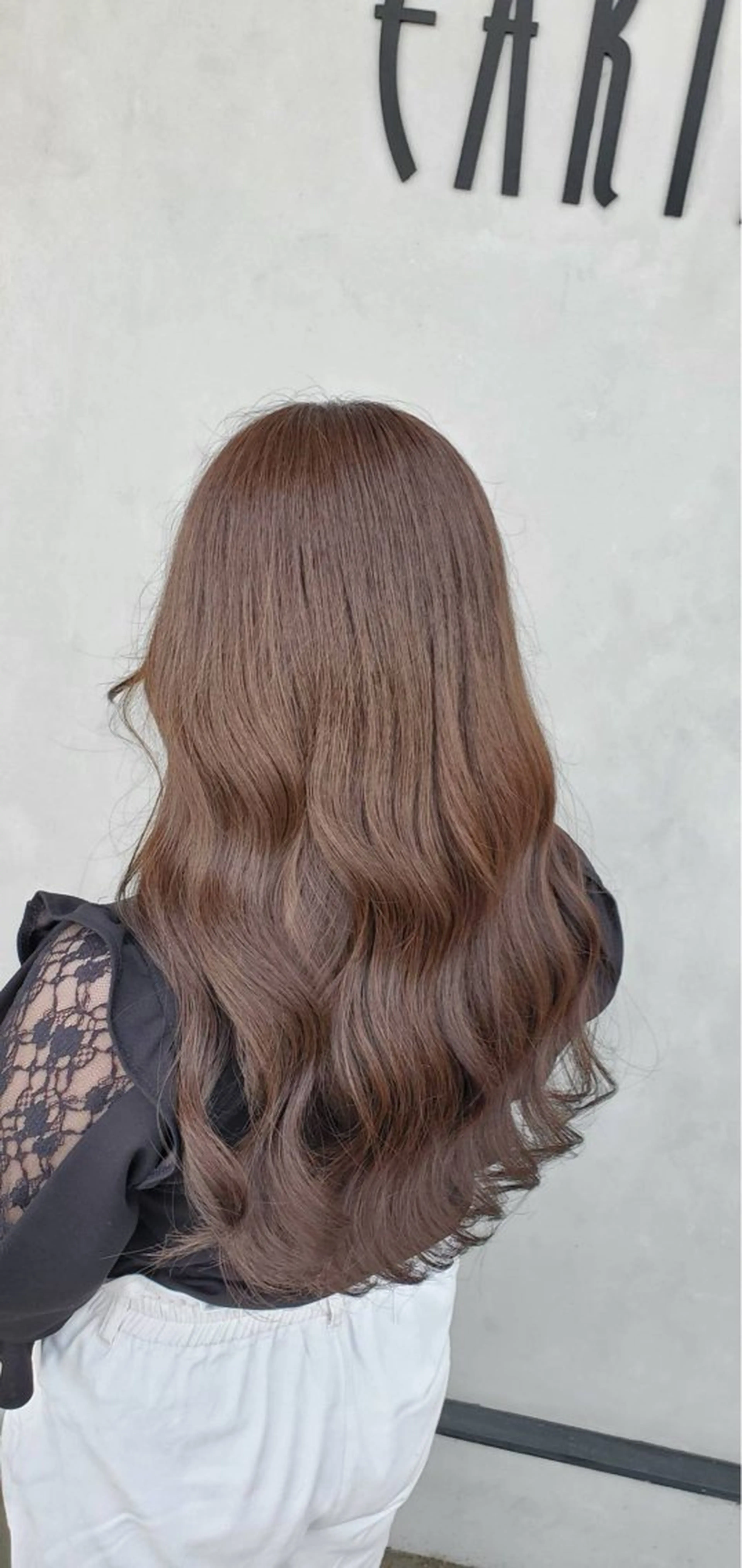 ロング カラー 内山 みどりのヘアスタイル