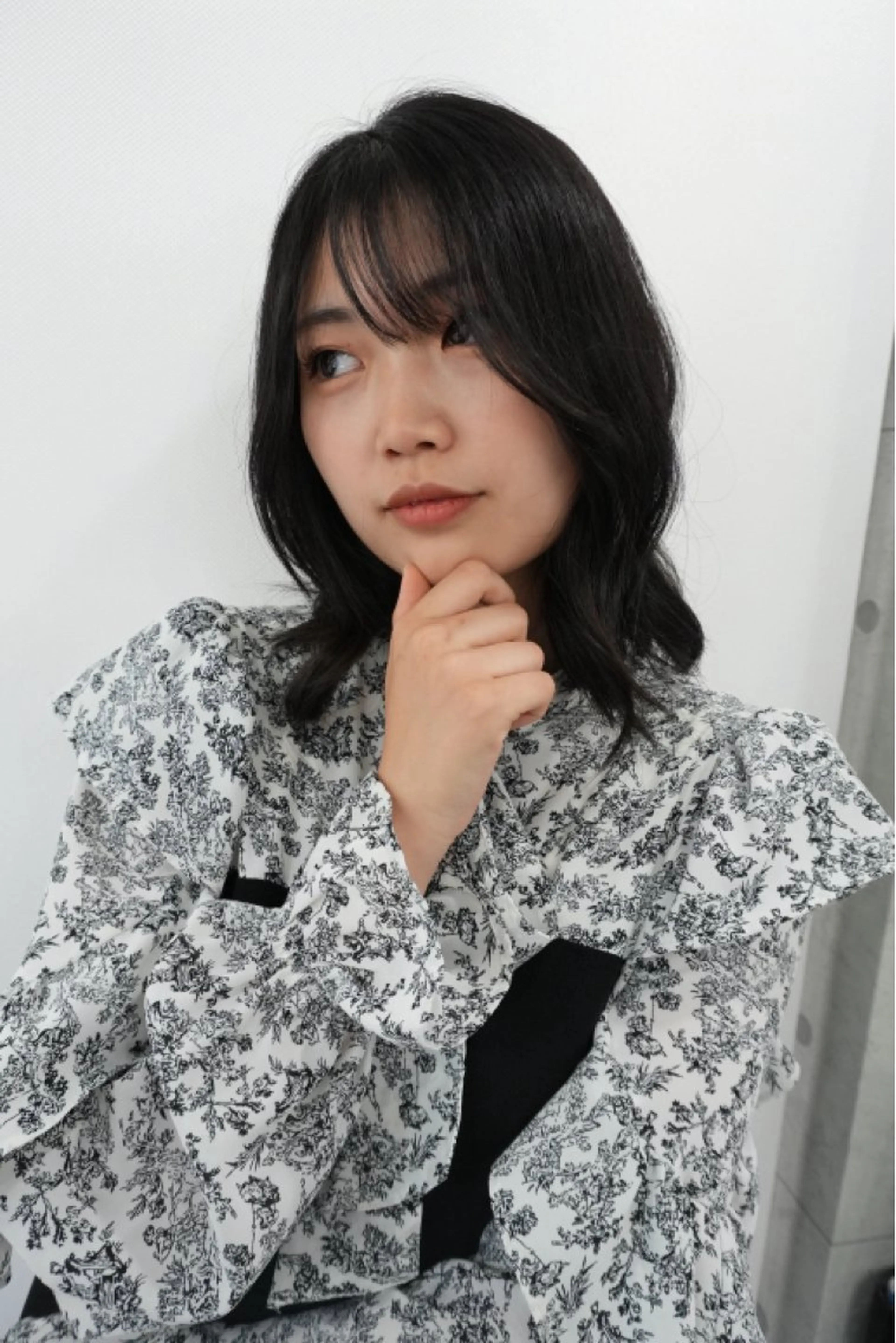 ミディアム ハイライト 髪質改善 小顔カット Endearing 銀座/レイヤーカットのヘアスタイル