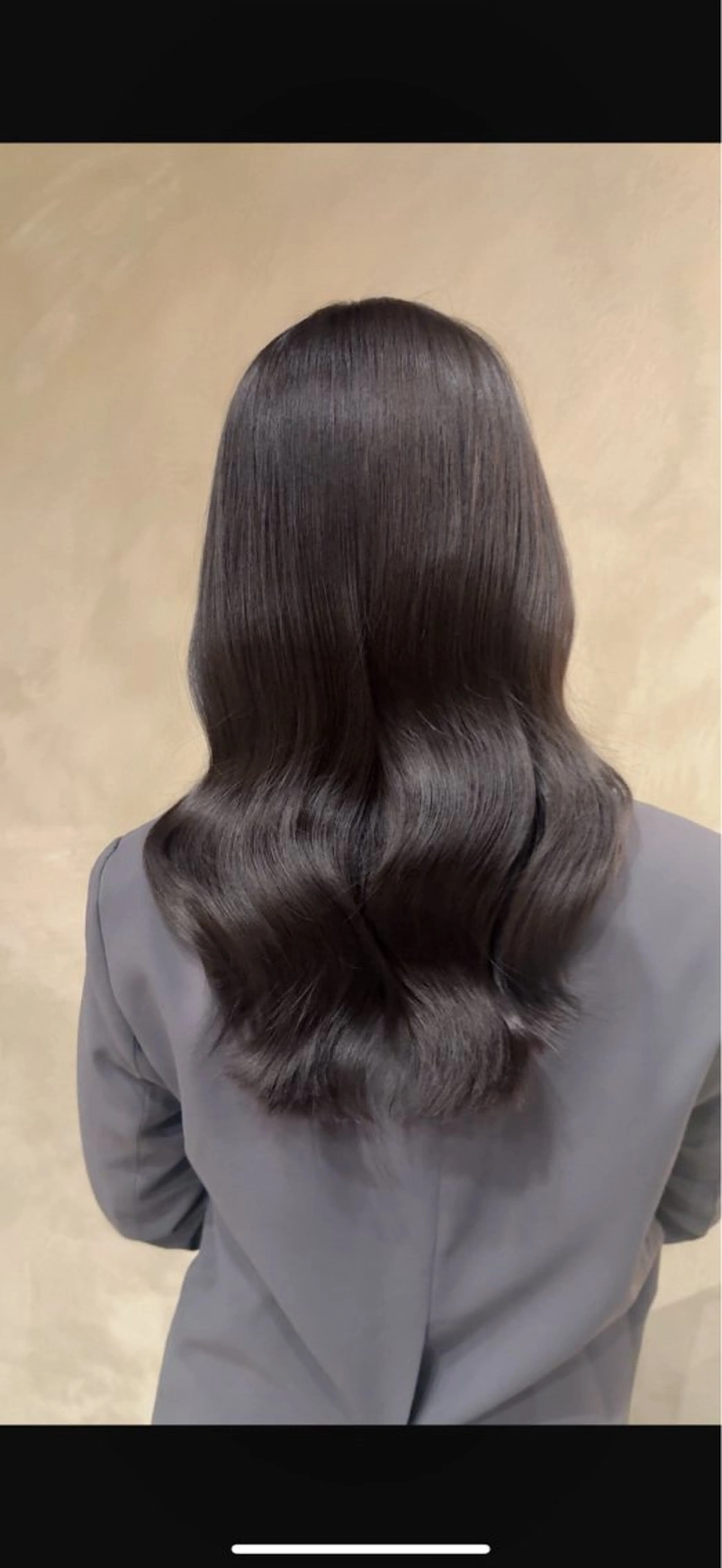 セミロング ヘアカラー トリートメント L'EANE THE TOKYO所属・ロングカット無料｜ 青山 ｜髪質改善のヘアスタイル