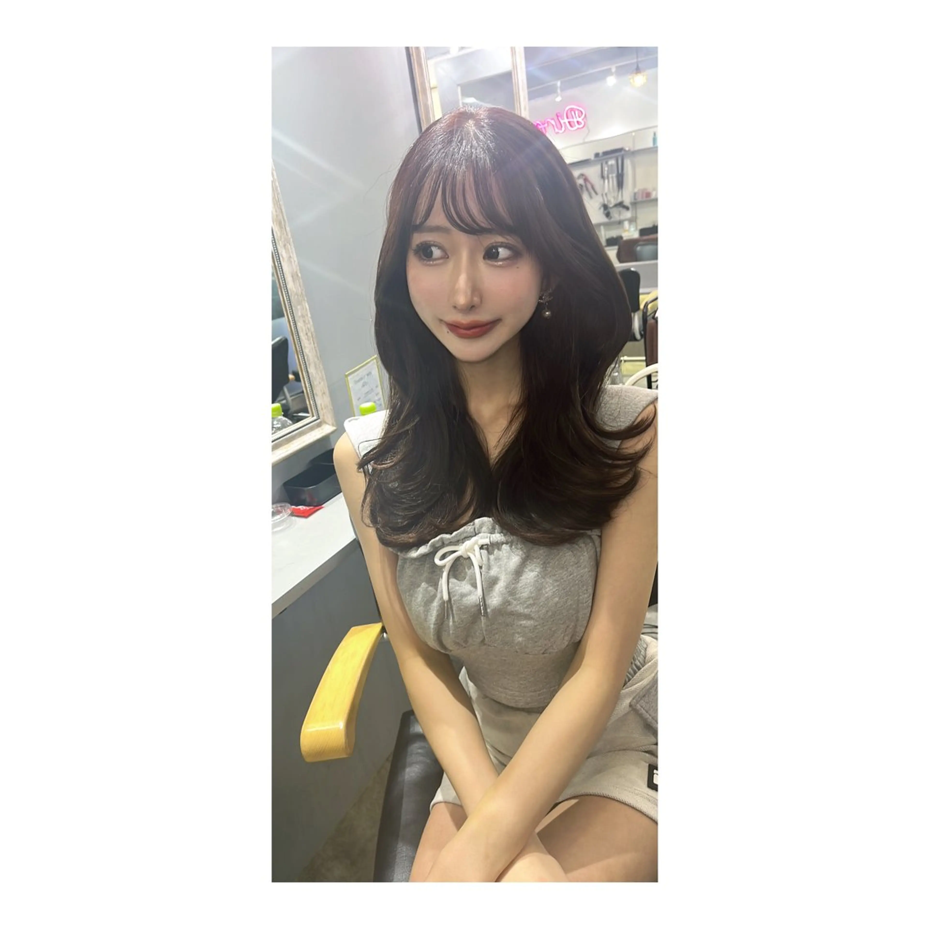 ロング カット ヘアカラー トリートメント ヘッドスパ 美髪/髪質改善 顔周り/透明感カラーのヘアスタイル