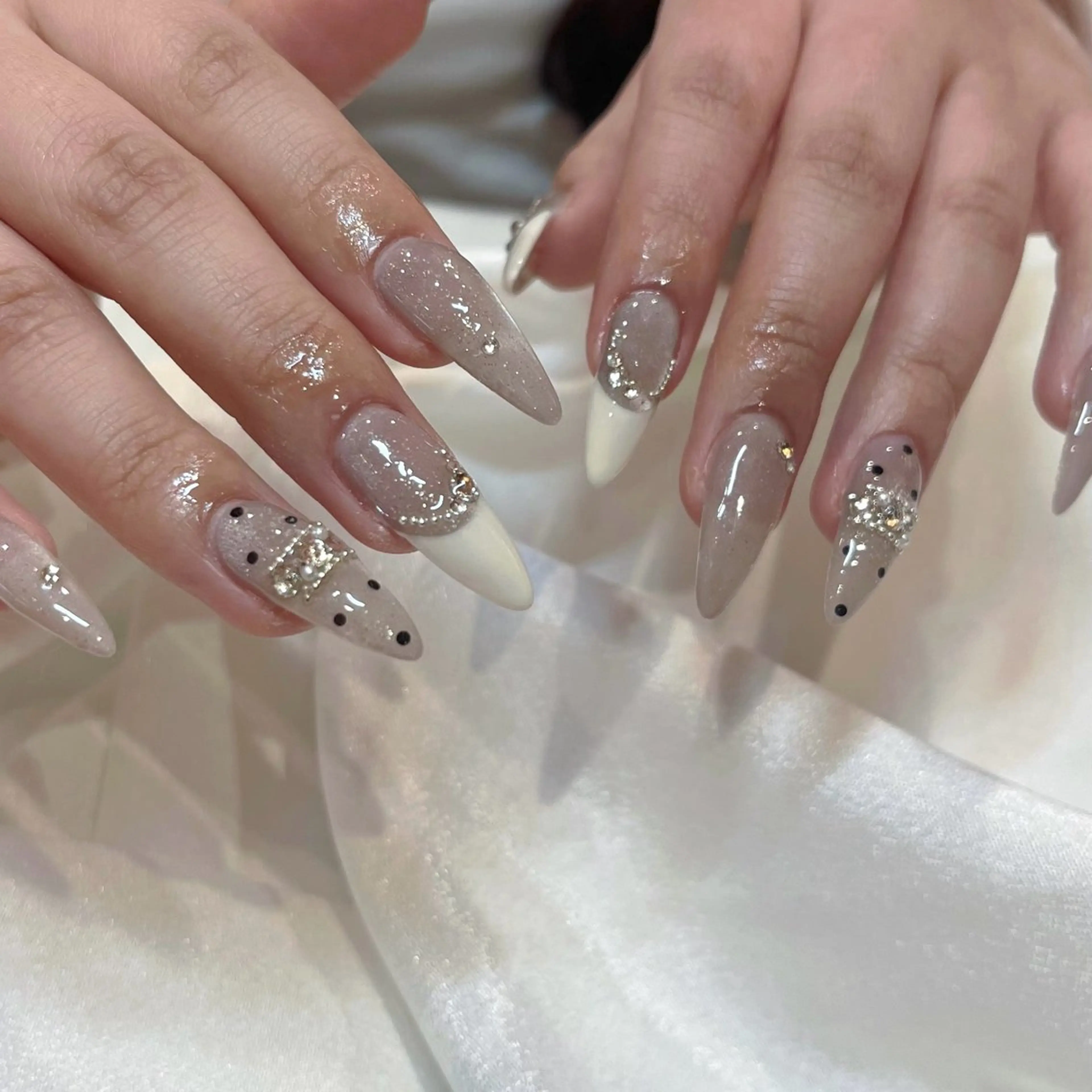 ネイル ハンドネイル unopulir Sayakaのネイルデザイン